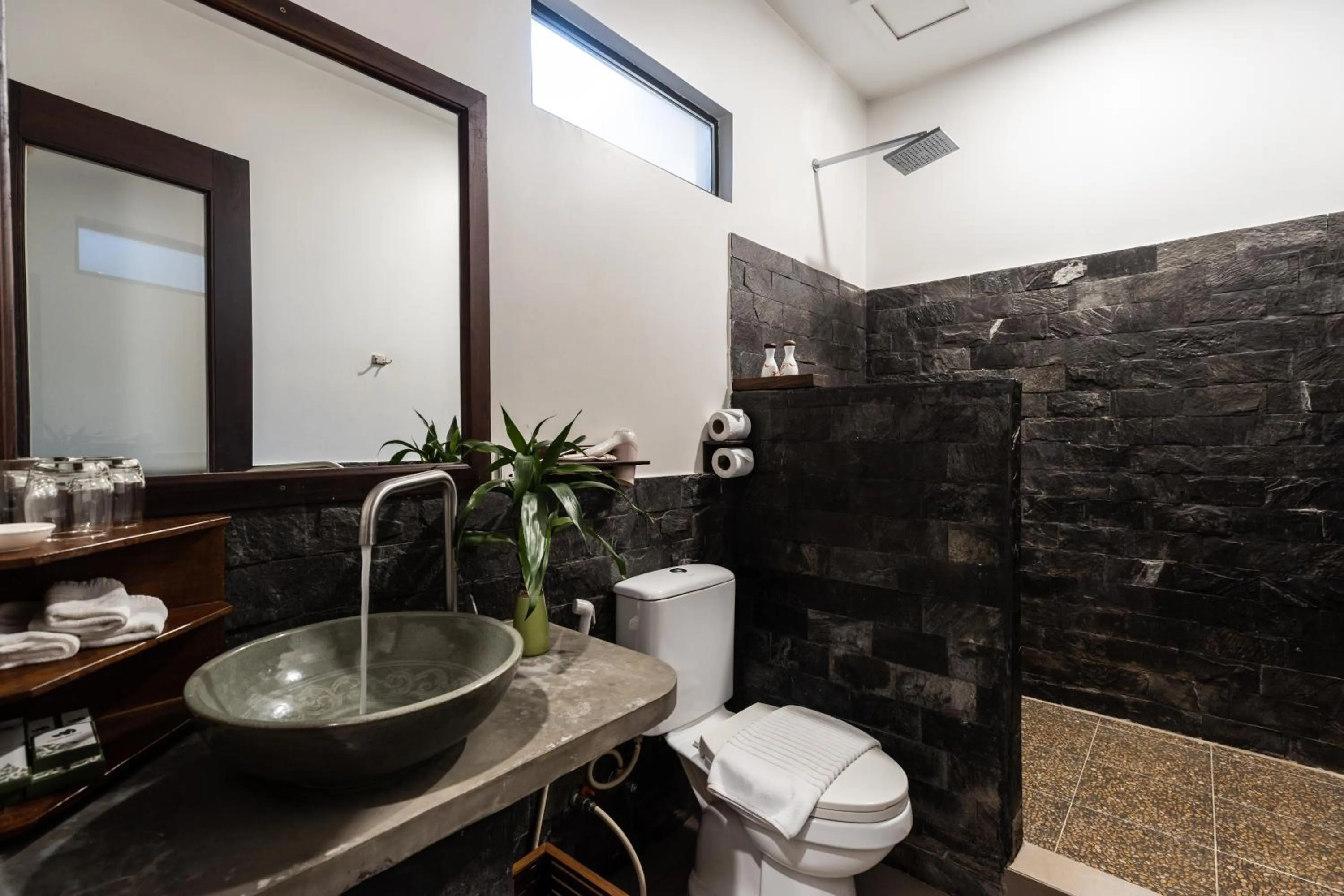 Bathroom in Green Amazon Residence