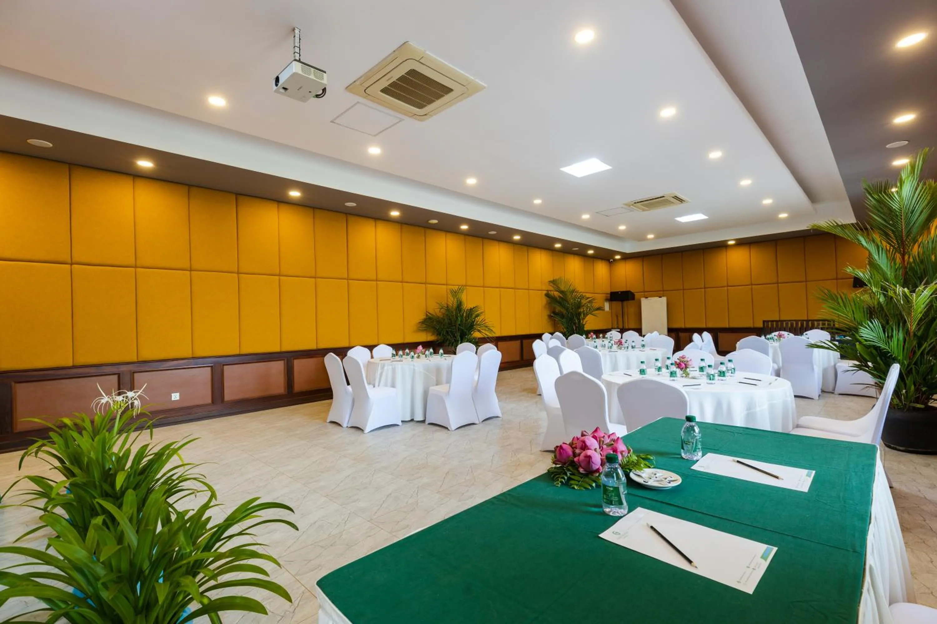 Meeting/conference room in Green Amazon Residence