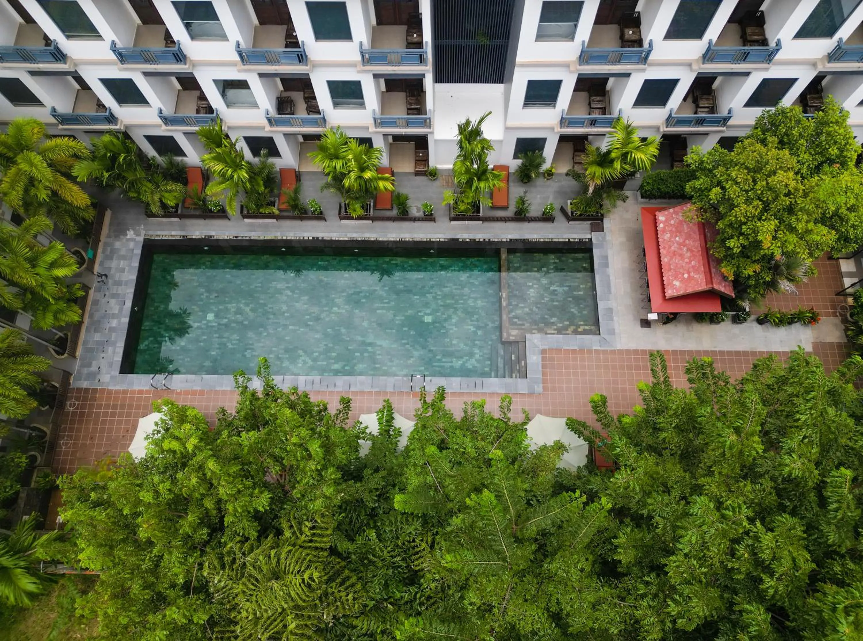 Swimming pool in Green Amazon Residence