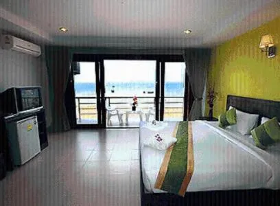 Photo of the whole room, Bed in Koh Kwang Seaview