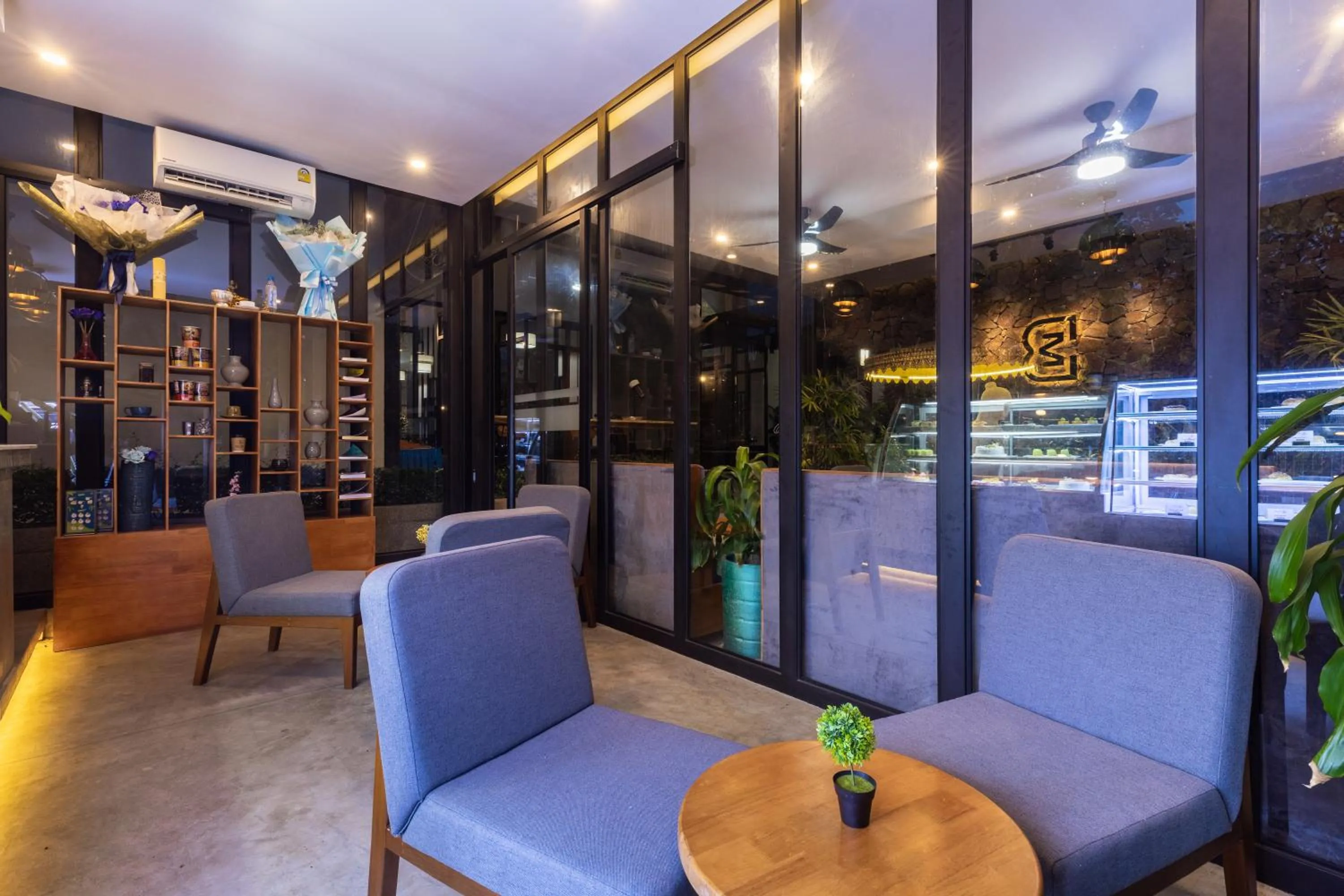 Seating area in Bayon Modern Residence