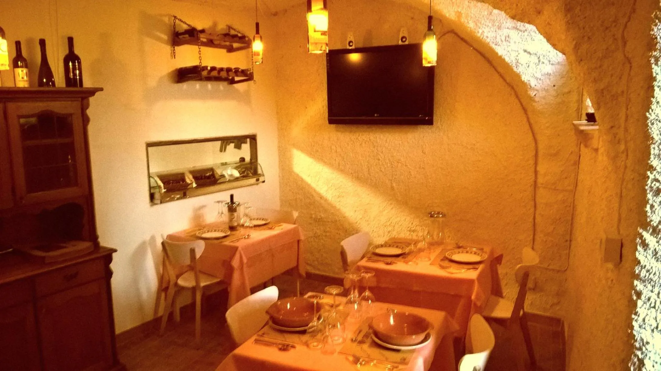 Restaurant/places to eat in New Arcobaleno Ossegna