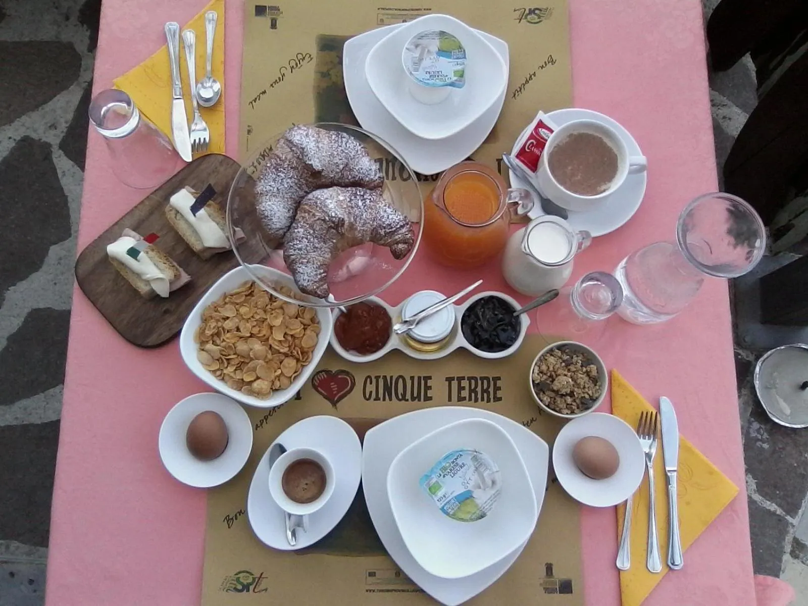 Breakfast in New Arcobaleno Ossegna