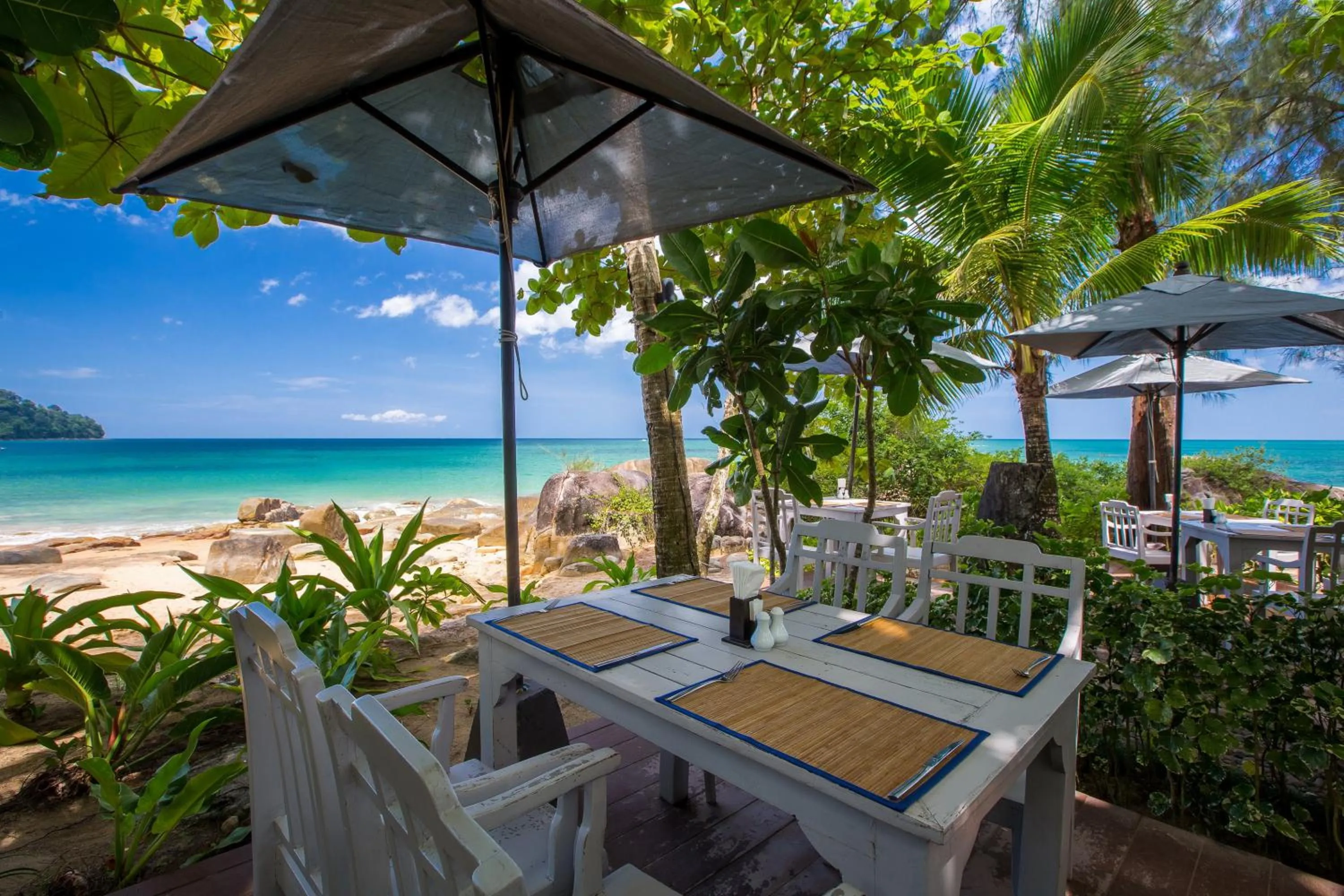 Restaurant/places to eat in Moracea by Khao Lak Resort