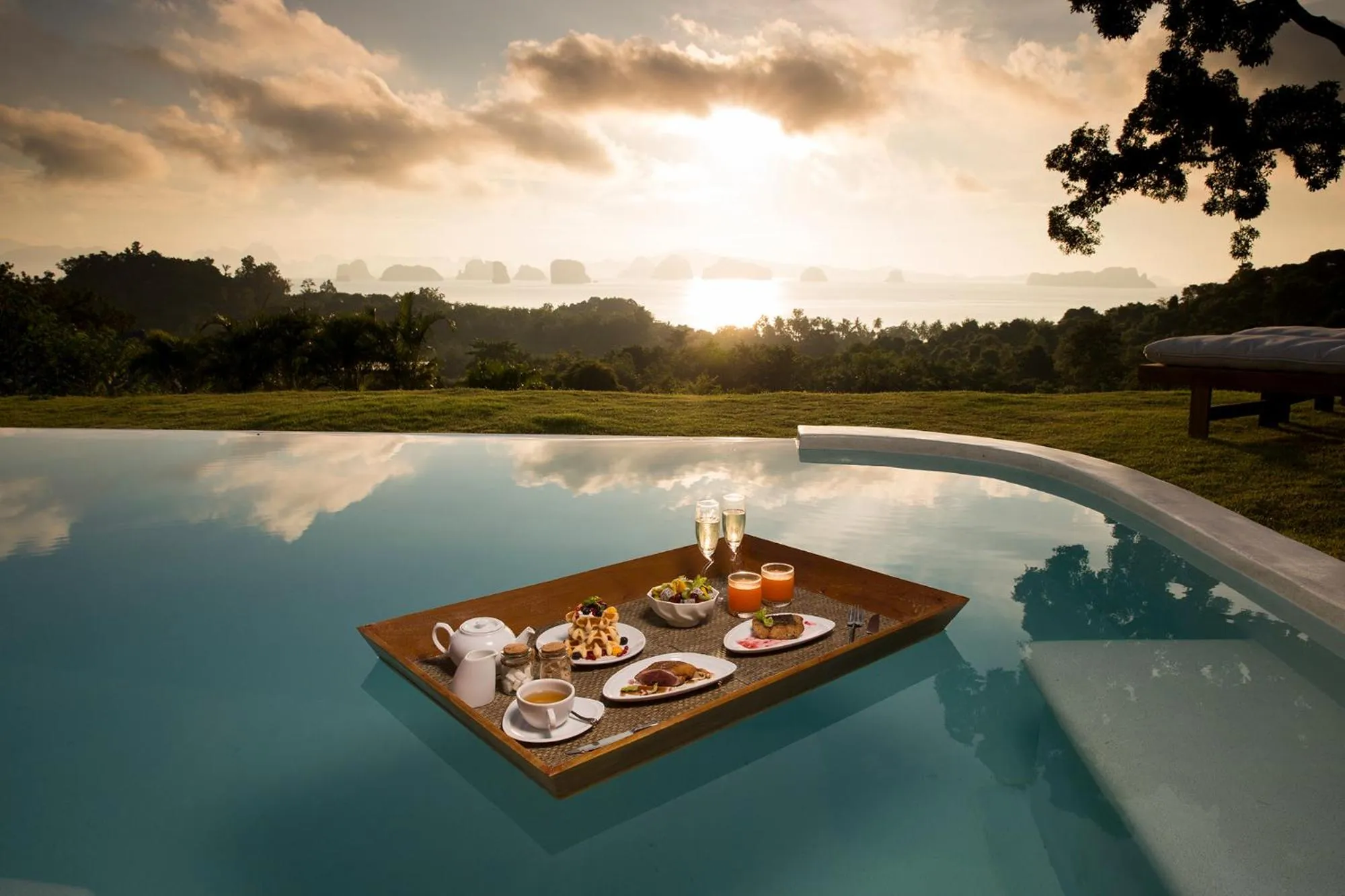 Food and drinks in Koyao Island Resort