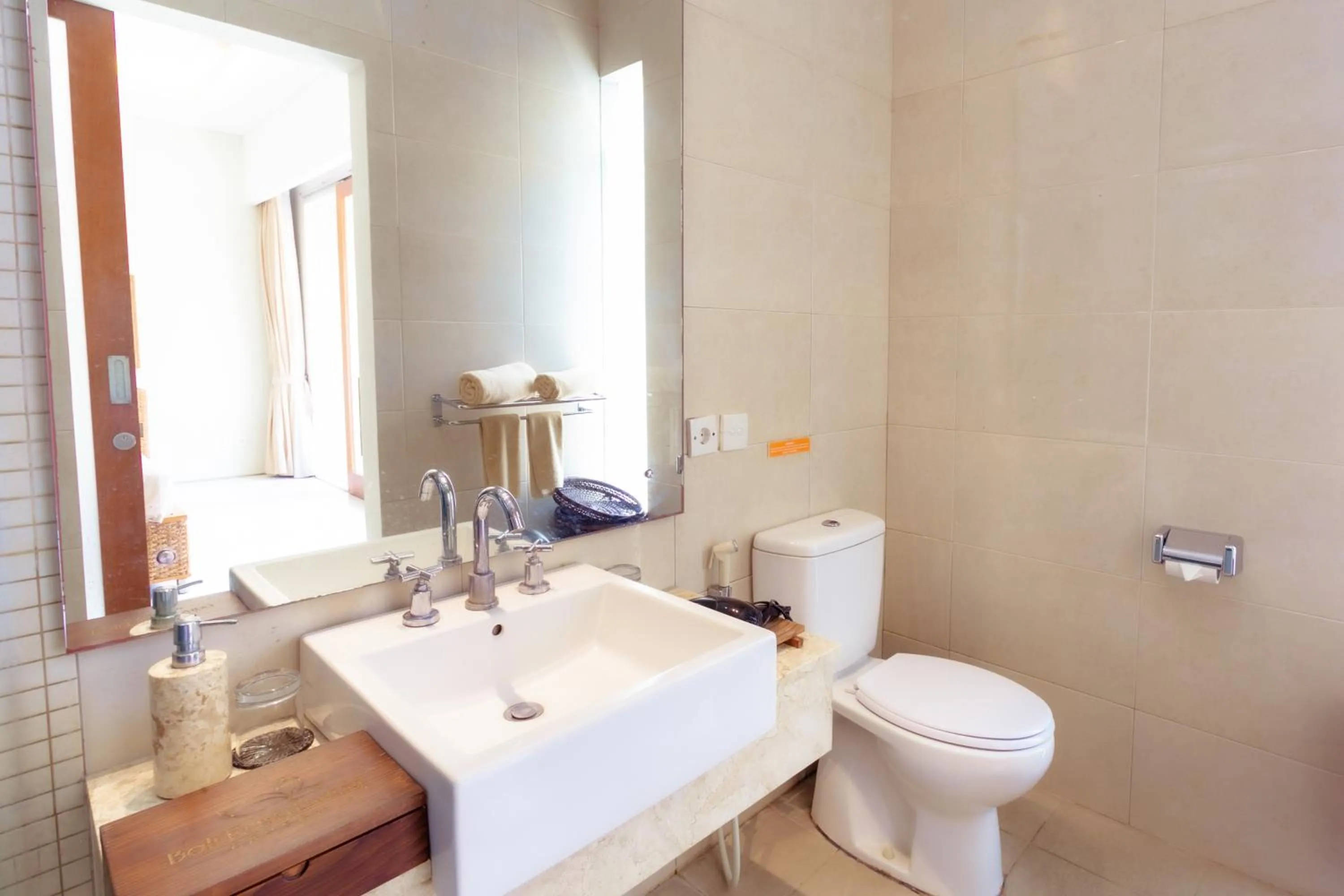 Bathroom in Bali Easy Living Canggu