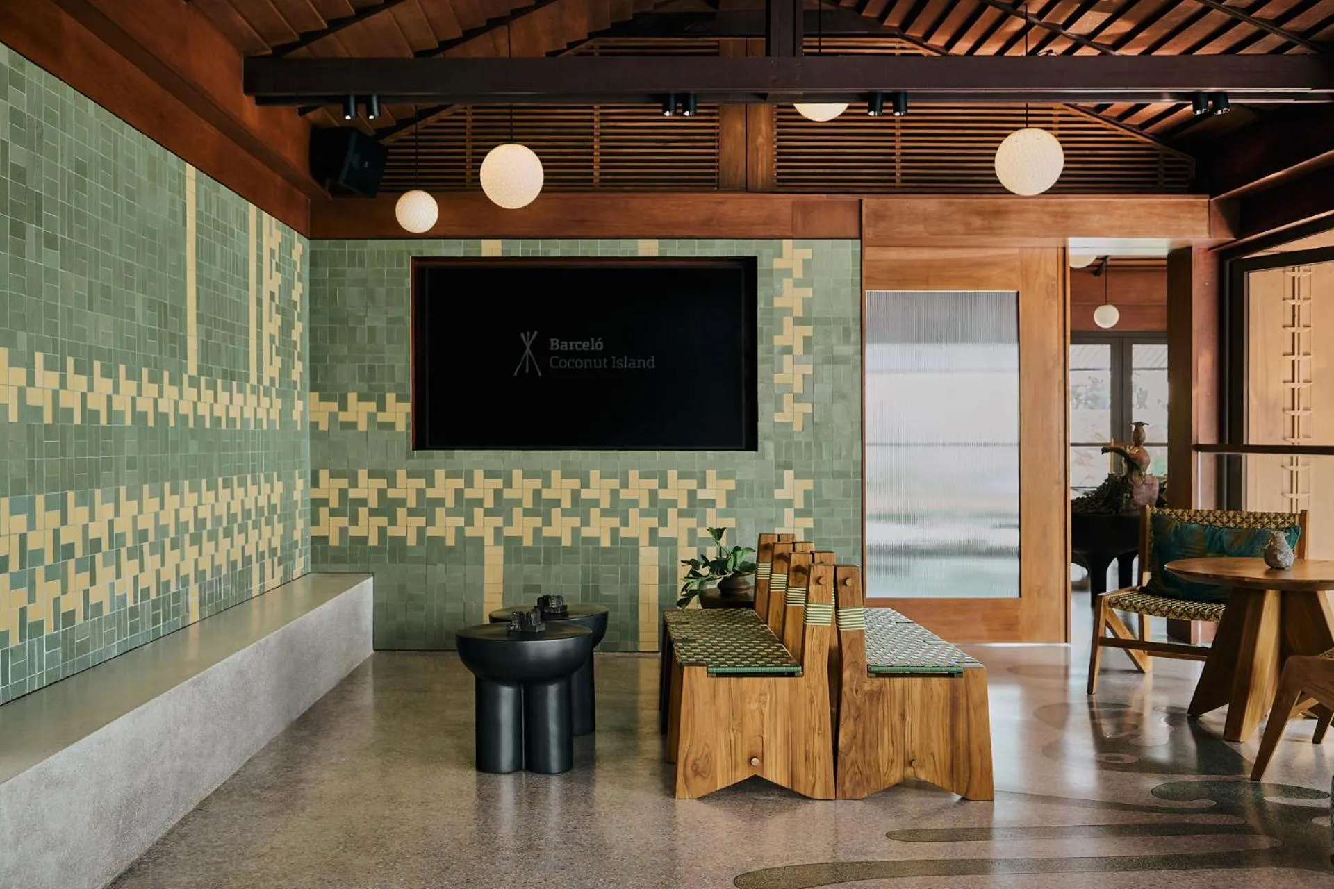 Restaurant/places to eat in Barcelo Coconut Island, Phuket