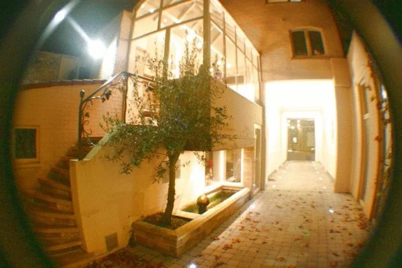 Facade/entrance in B&B Wellness Yoake