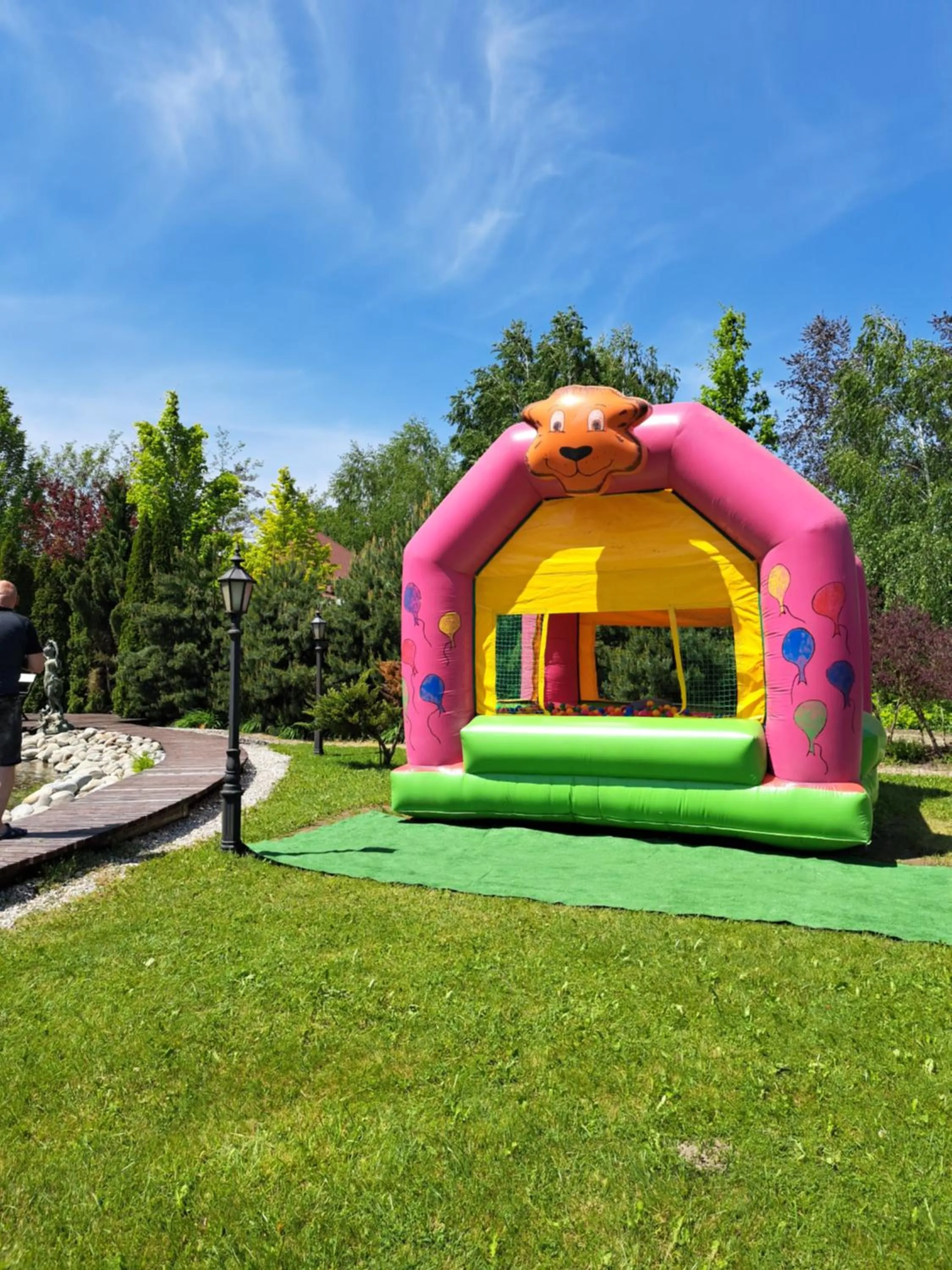 Children play ground in Senator Gran Via