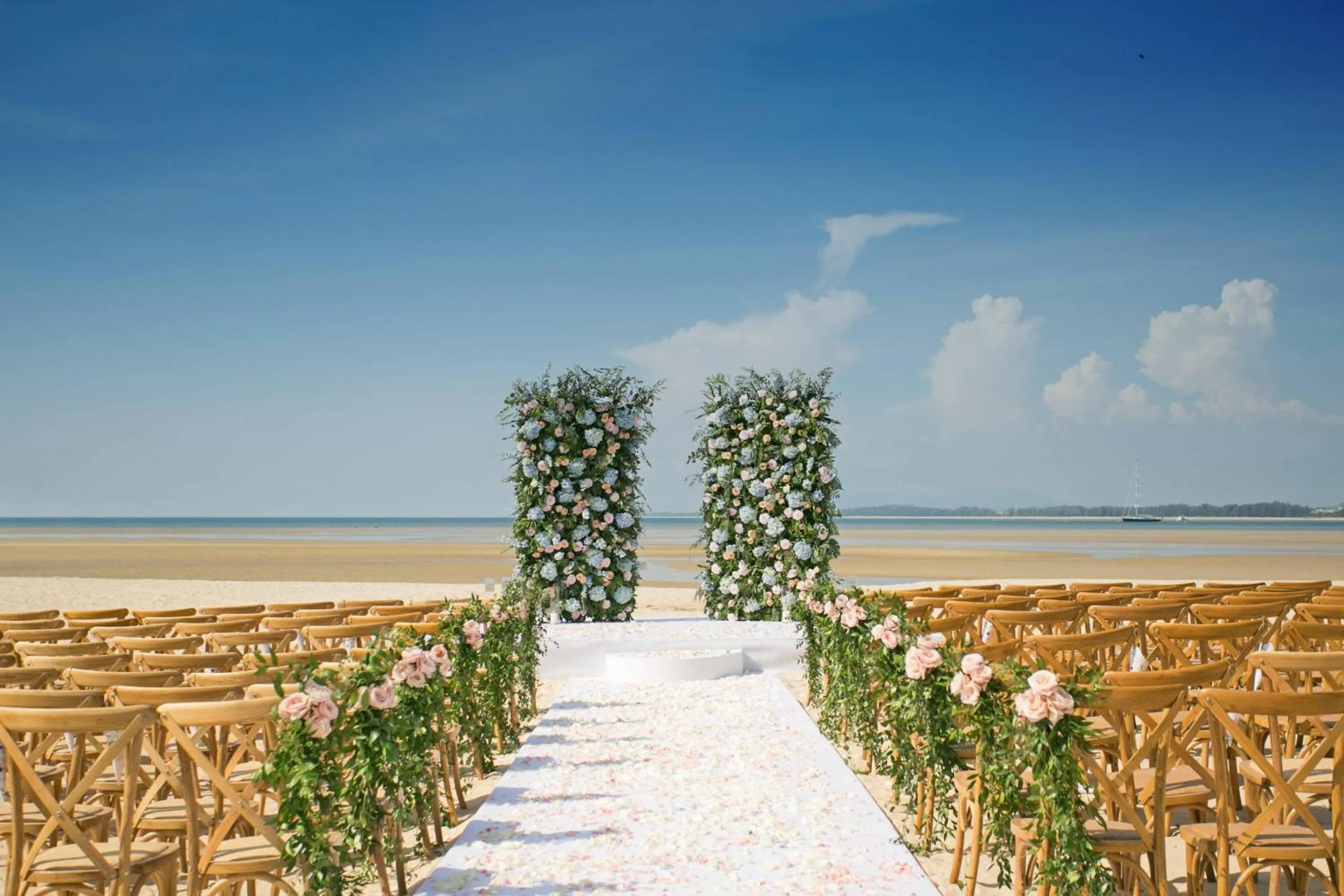 Beach in Phuket Marriott Resort and Spa, Nai Yang Beach