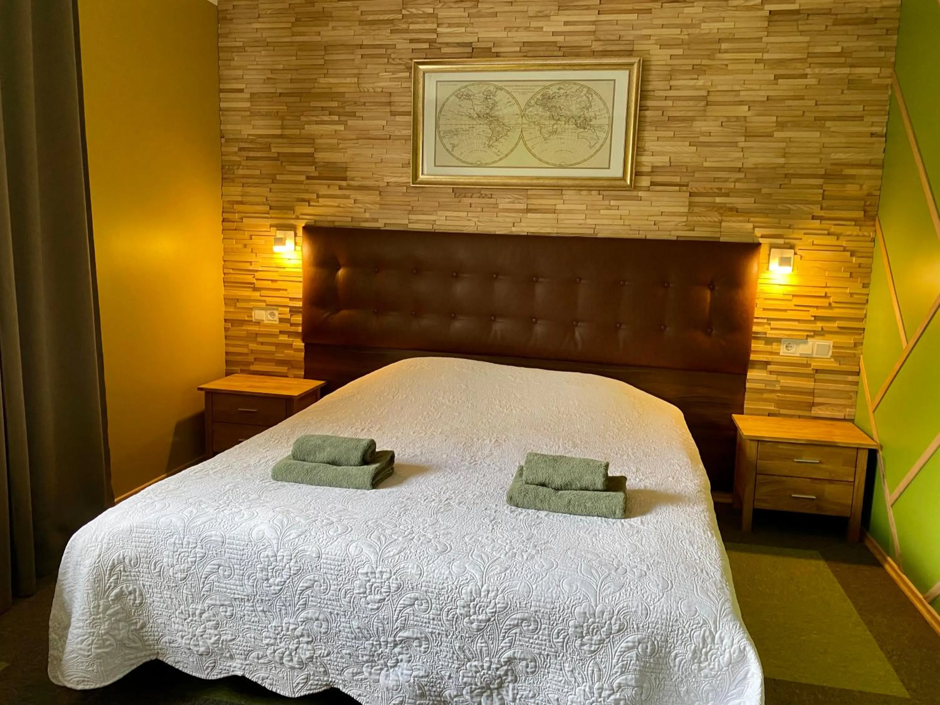 Bed in Veeriku Villa