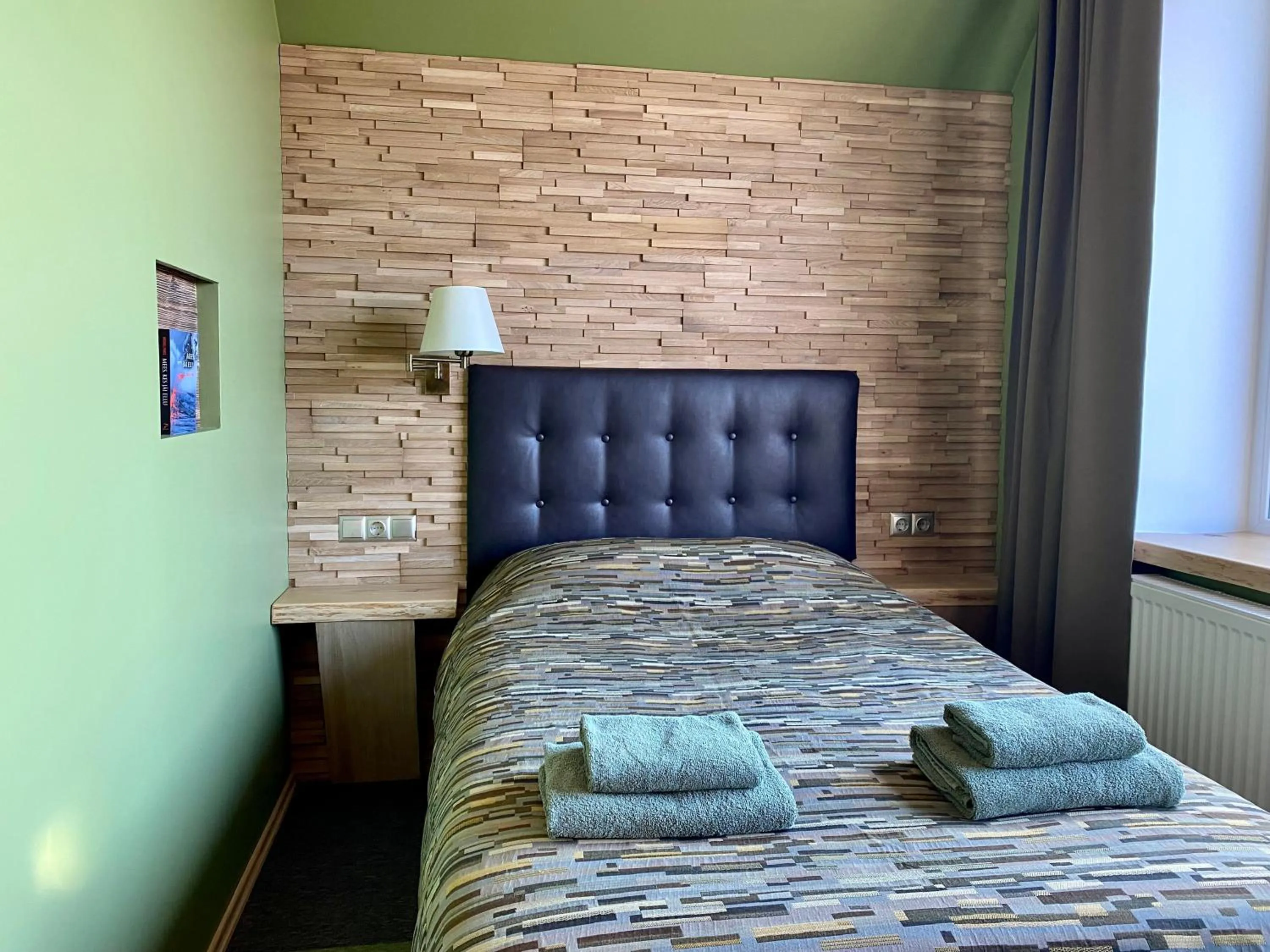 Bed in Veeriku Villa