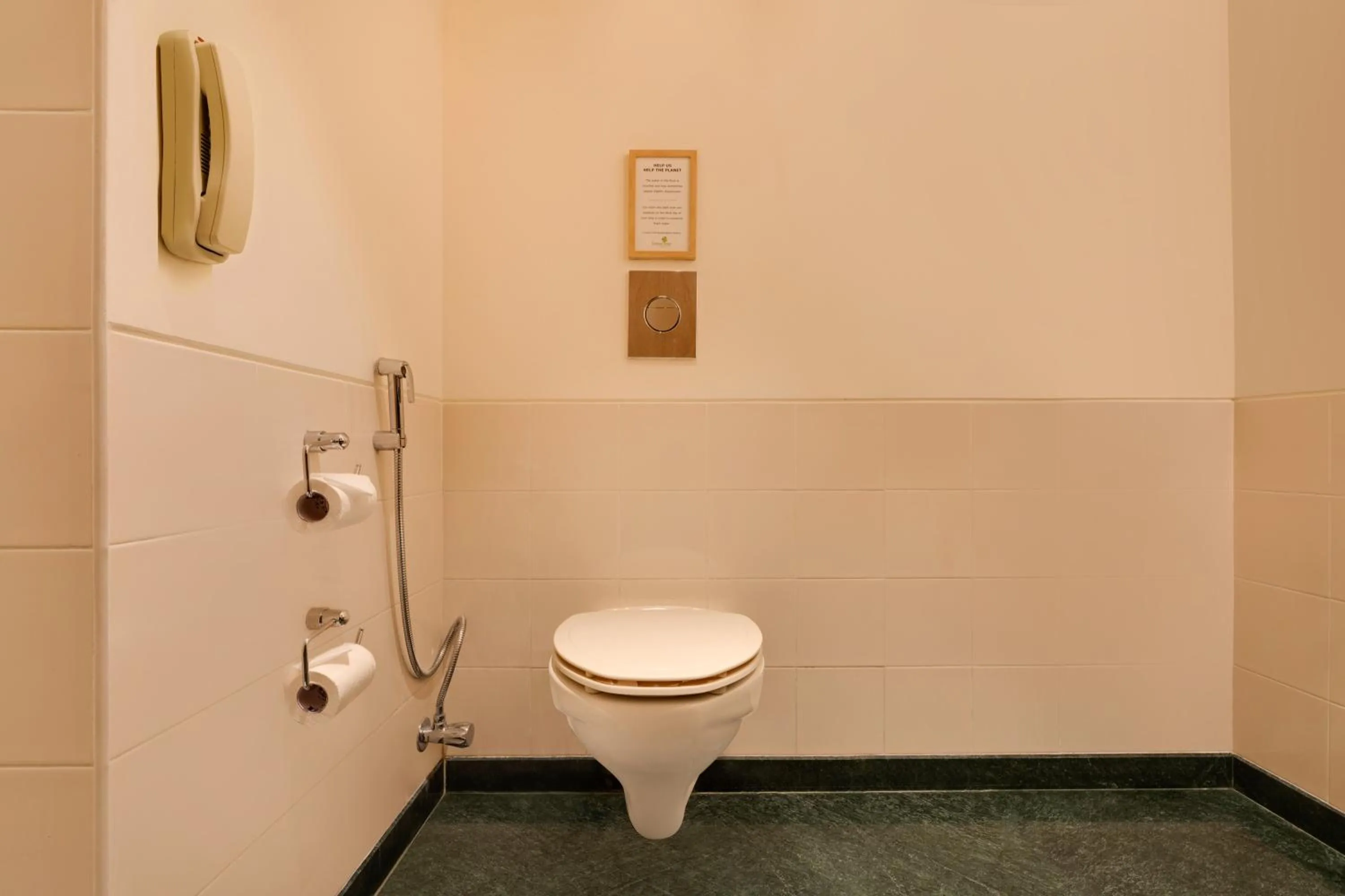 Red Fox by Lemon Tree Hotels, Hyderabad