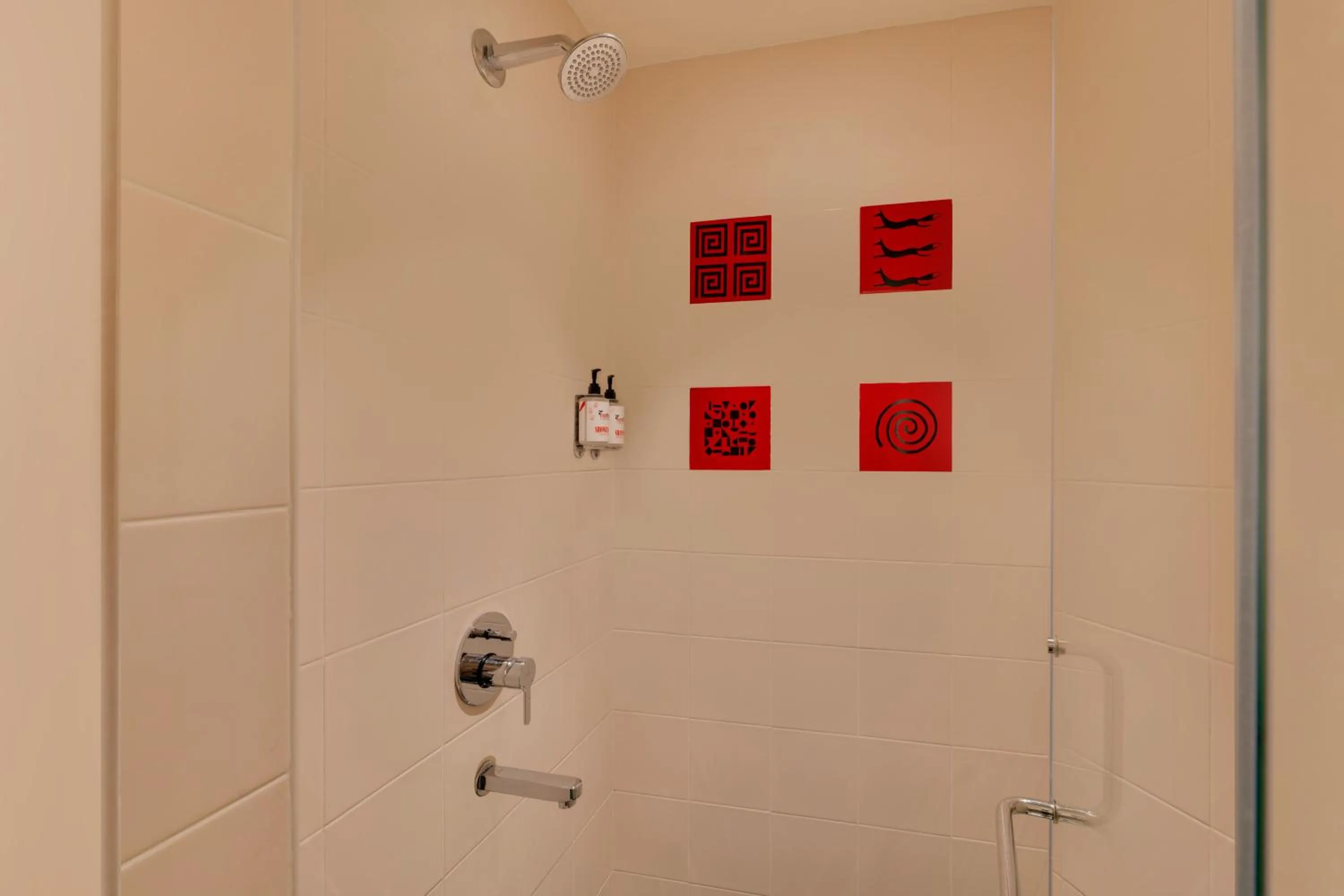 Red Fox by Lemon Tree Hotels, Hyderabad