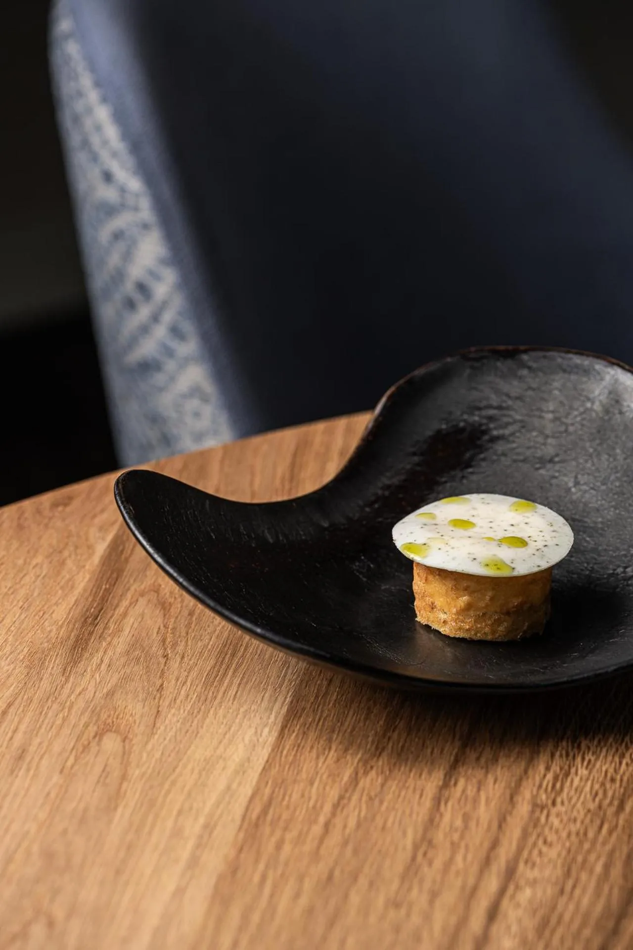 Restaurant/places to eat in Logis Hôtellerie Les Brisants , Restaurant J M Perochon