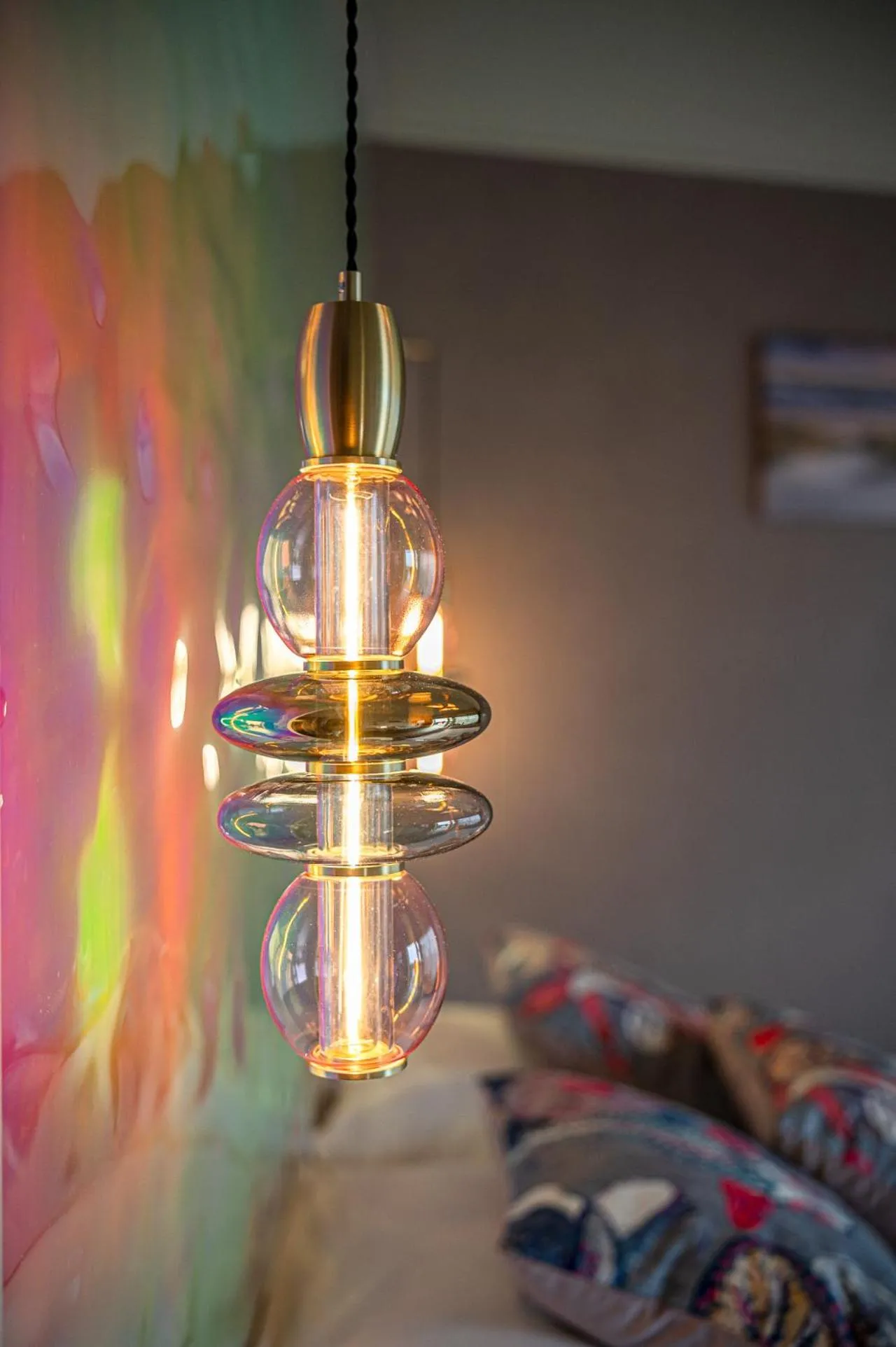 Decorative detail, Bed in Logis Hôtellerie Les Brisants , Restaurant J M Perochon