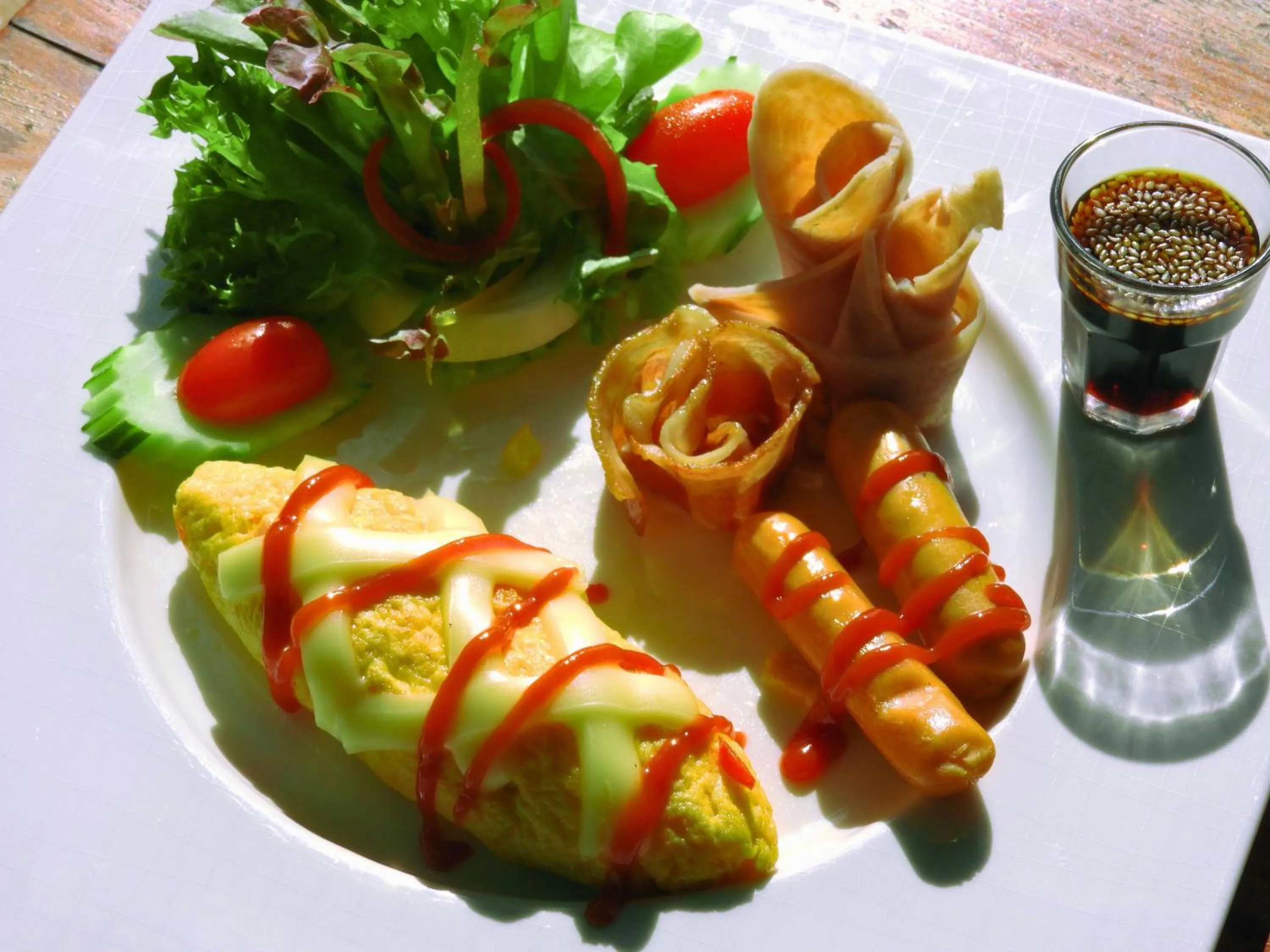 Food and drinks in Vartika Resovilla Kuiburi Beach Resort and Villas