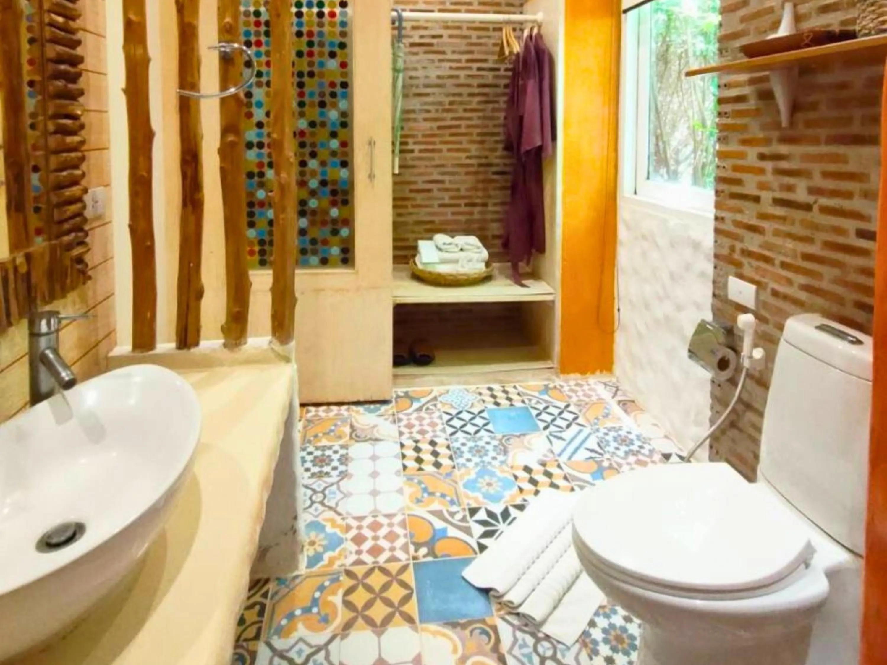 Toilet in Vartika Resovilla Kuiburi Beach Resort and Villas