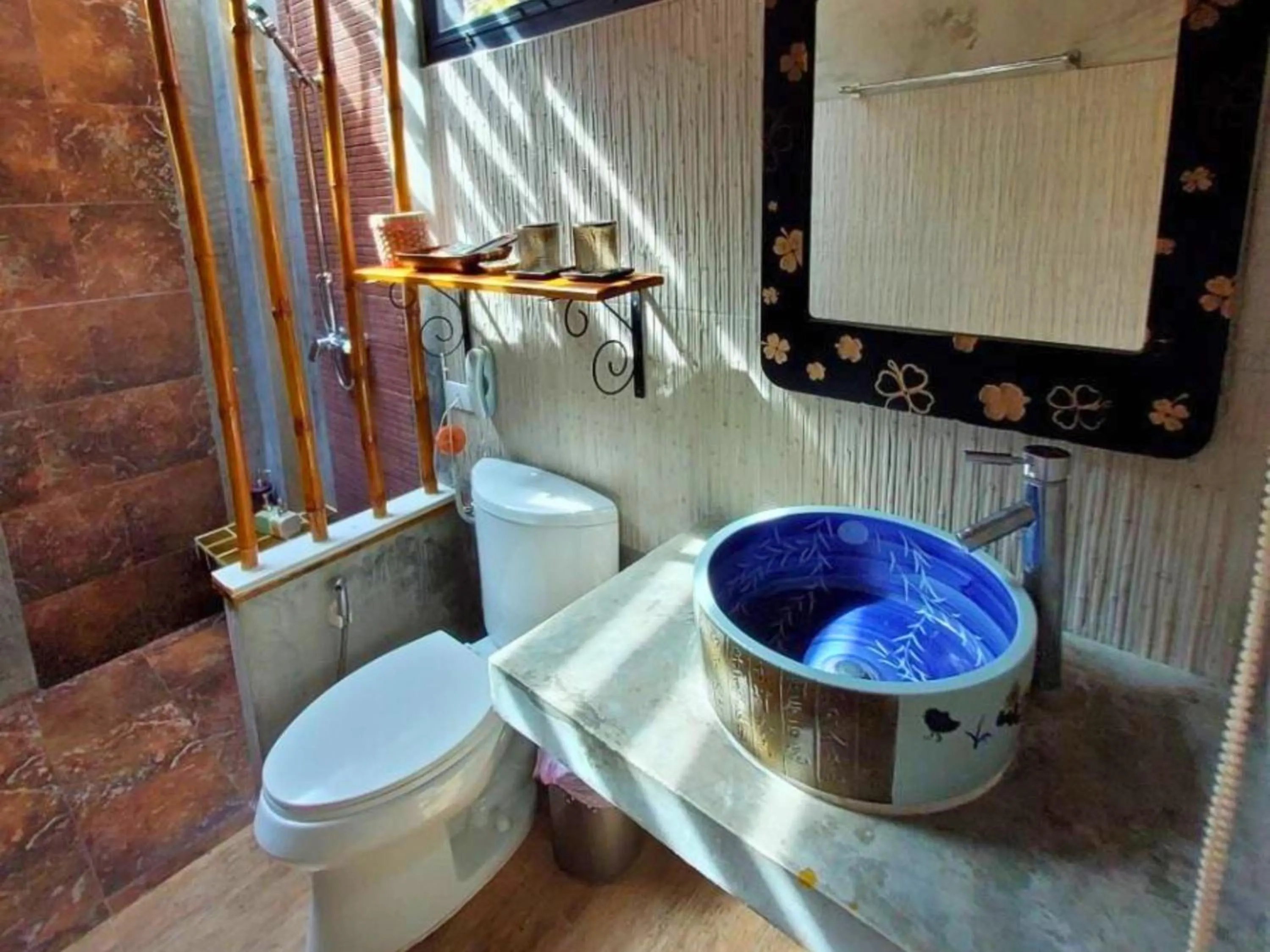 Shower in Vartika Resovilla Kuiburi Beach Resort and Villas