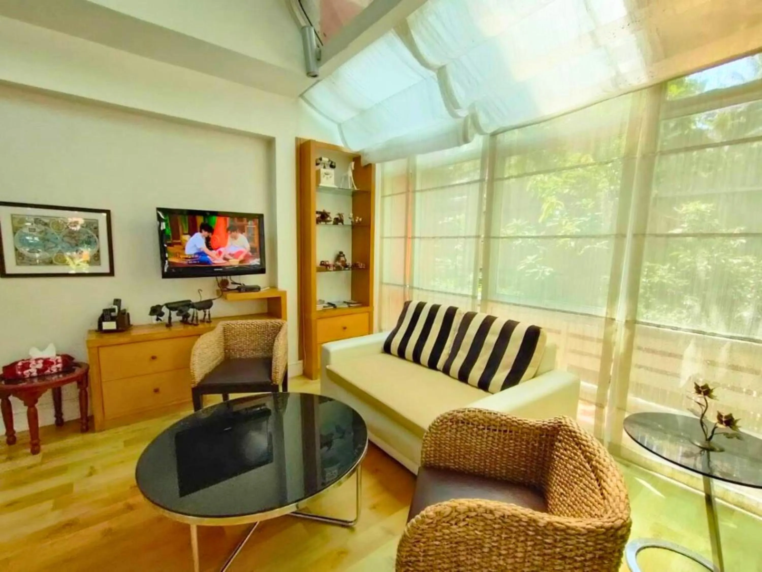 TV and multimedia in Vartika Resovilla Kuiburi Beach Resort and Villas