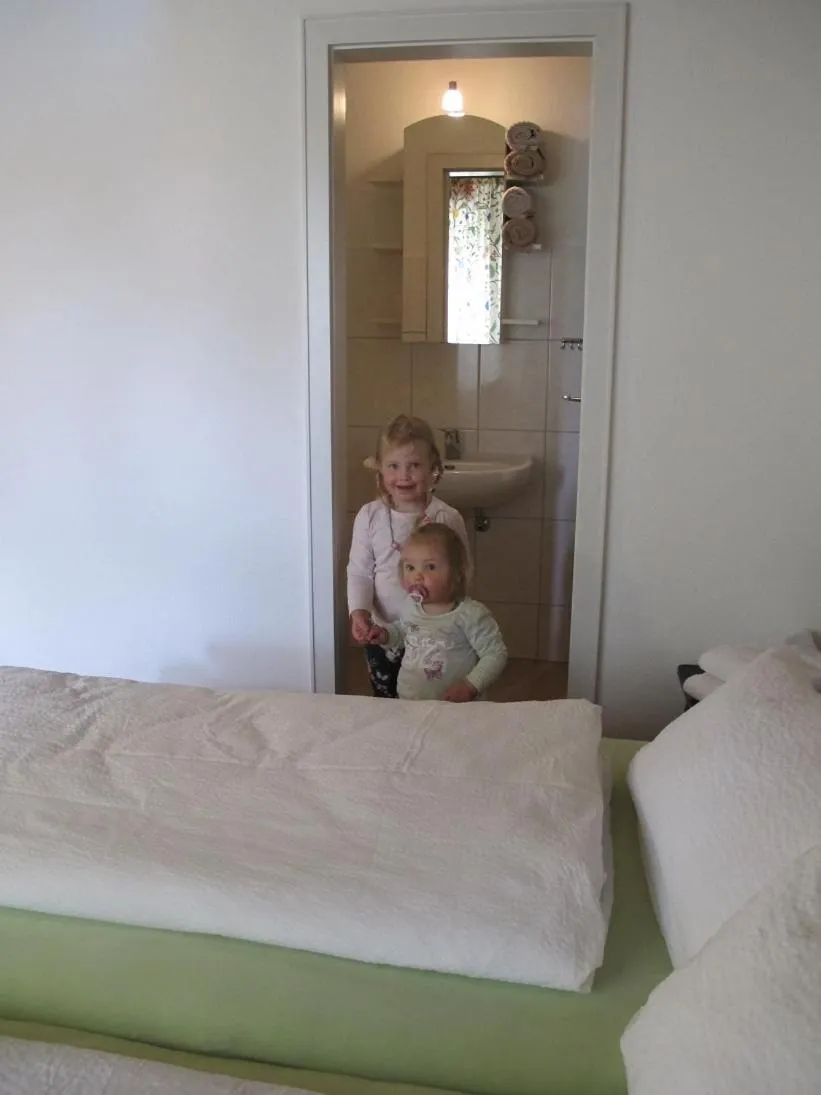 Bedroom, Bed in Gret-Stube