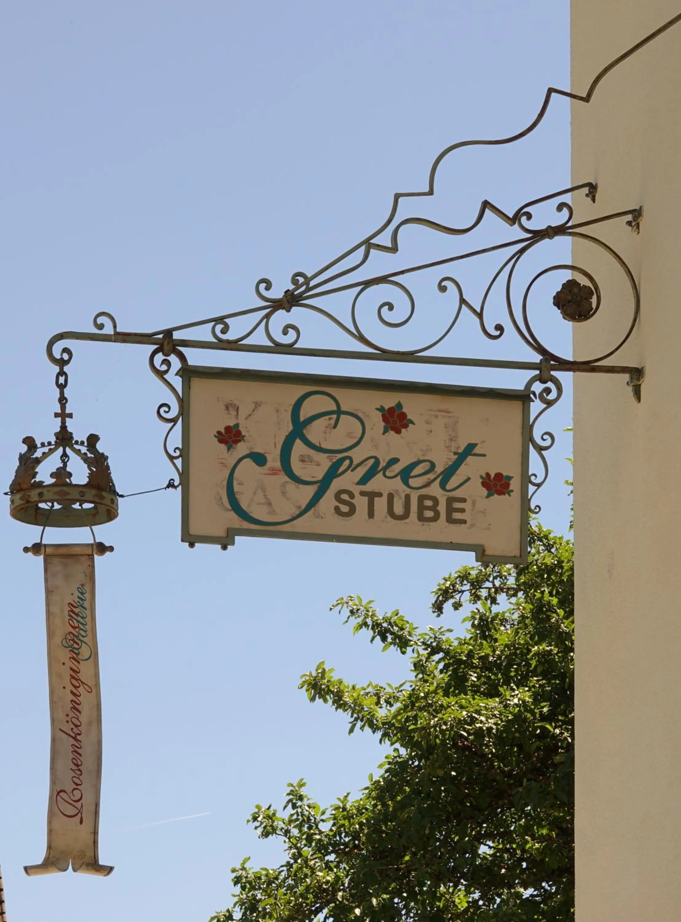 Property logo or sign in Gret-Stube