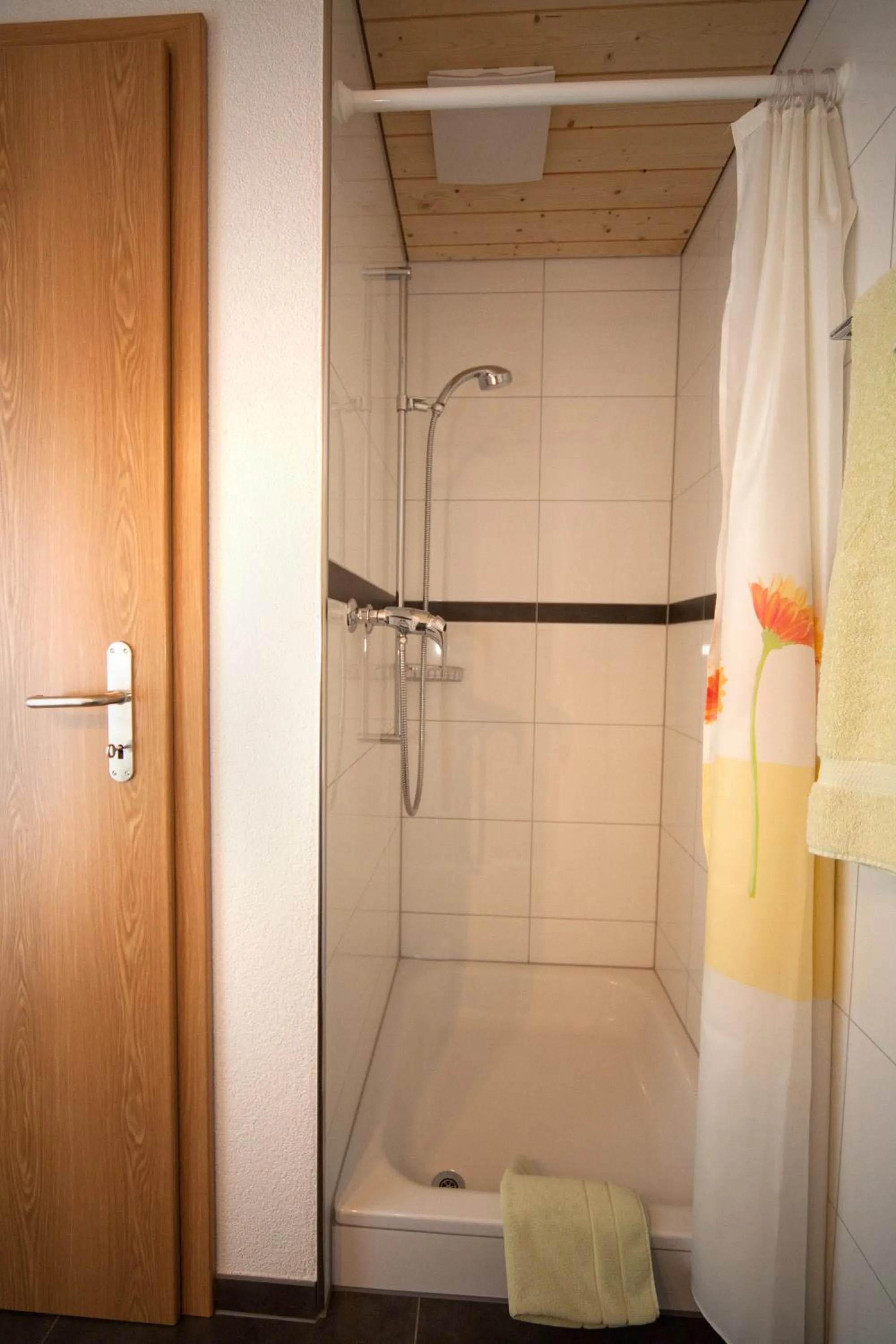 Shower in B&B Ferienhof am See