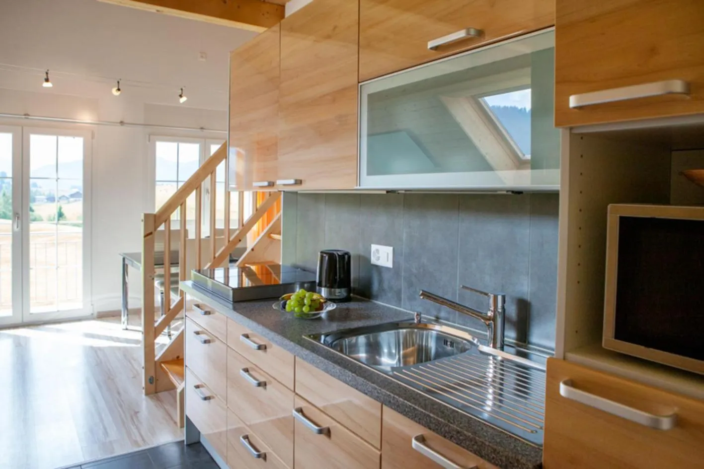 Kitchen or kitchenette in B&B Ferienhof am See