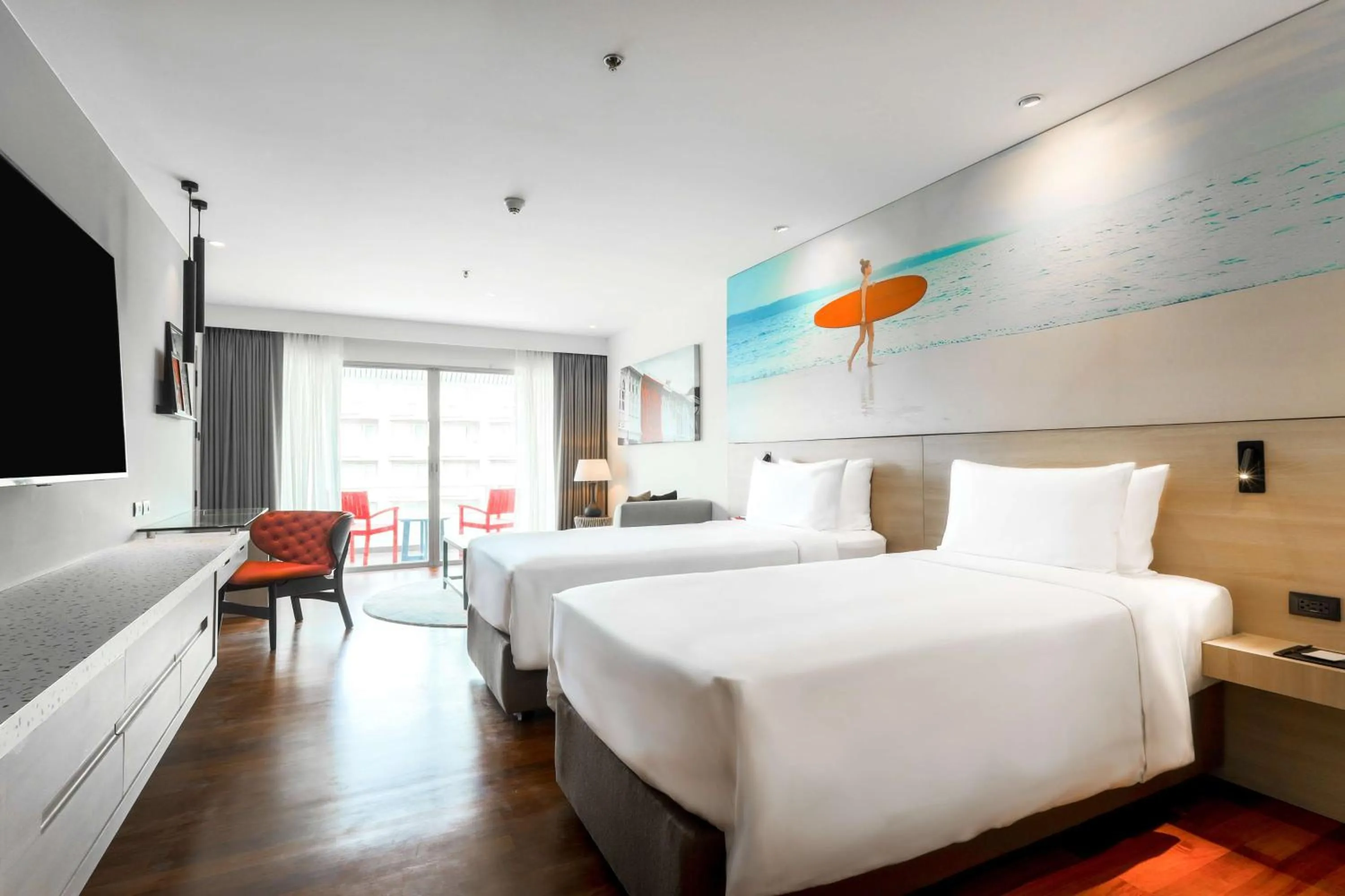 Bedroom, Bed in Radisson RED Phuket Patong Beach