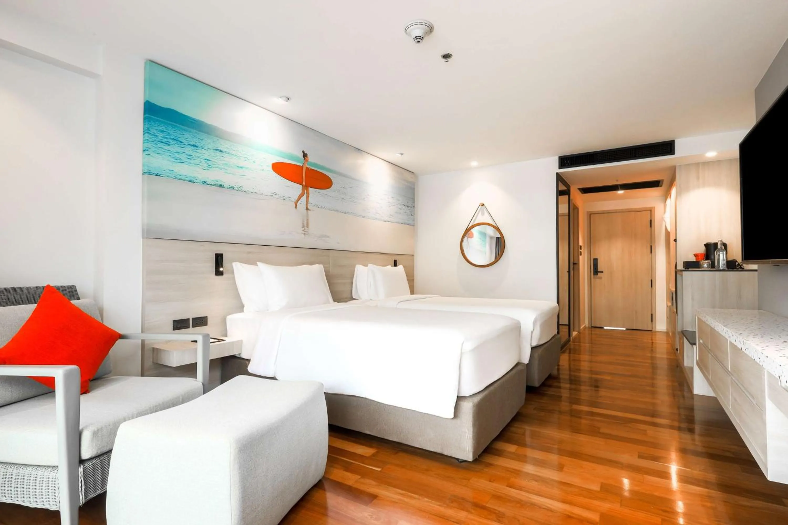 Bedroom, Bed in Radisson RED Phuket Patong Beach