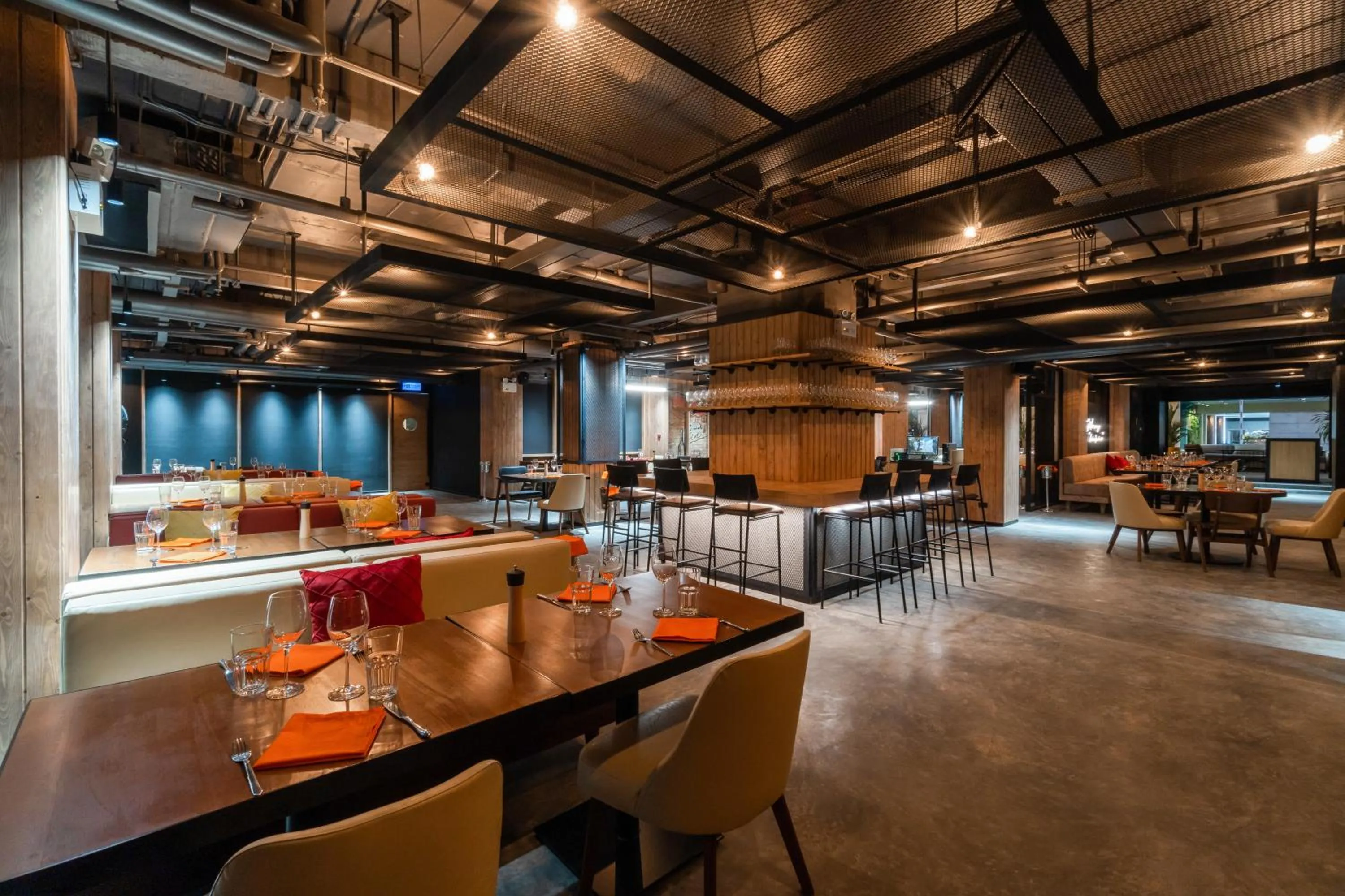 Restaurant/places to eat in Radisson RED Phuket Patong Beach