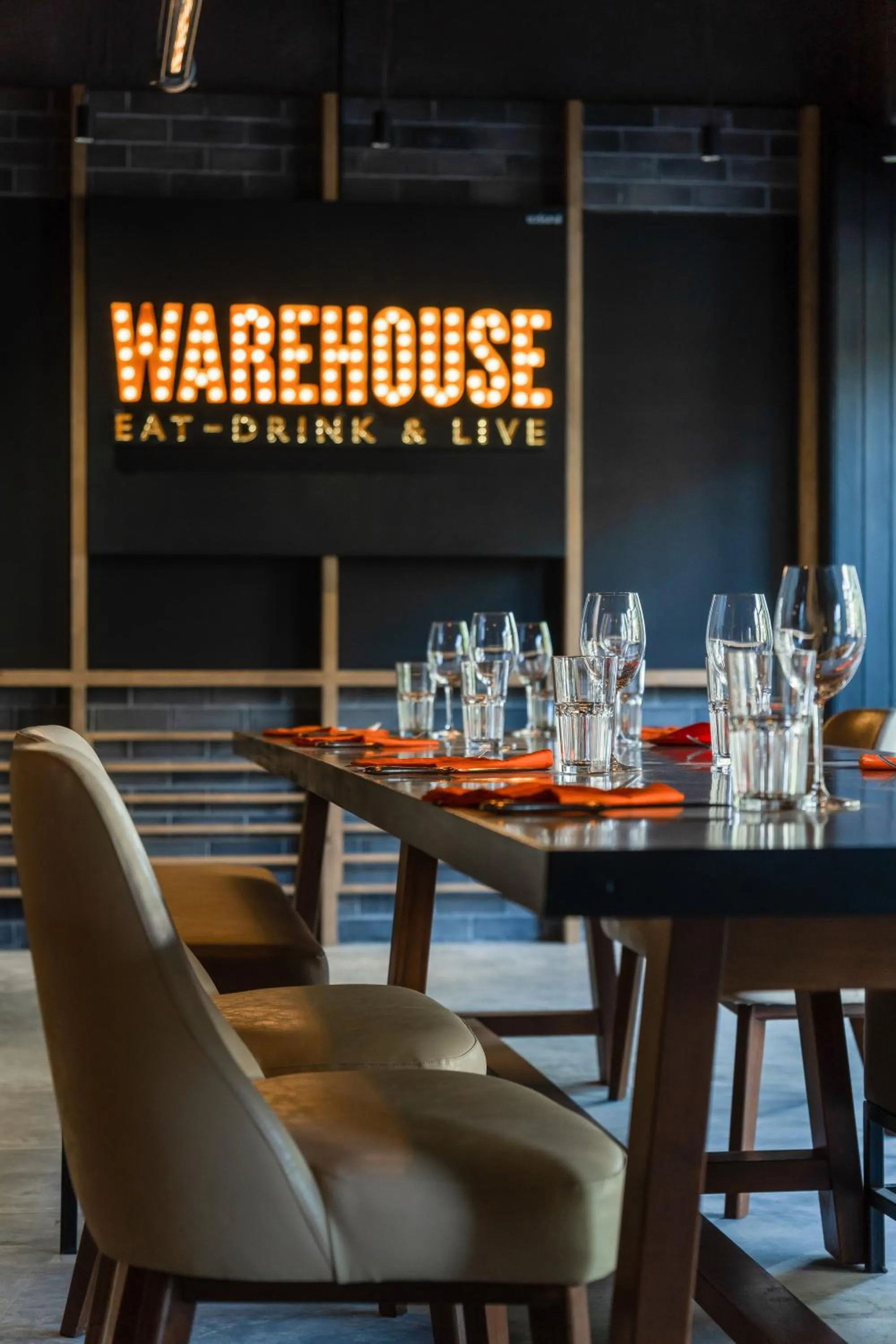 Restaurant/places to eat in Radisson RED Phuket Patong Beach