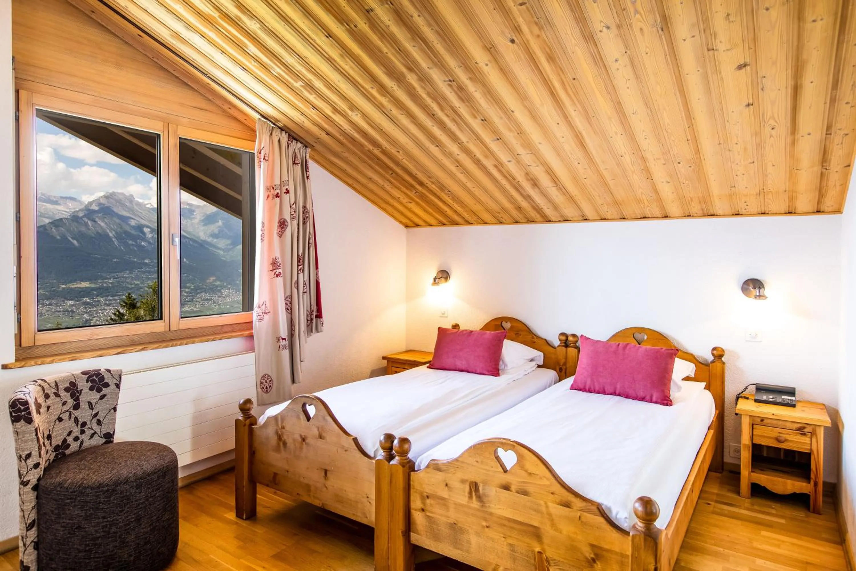 Double Room with Valley View in Hôtel Magrappé