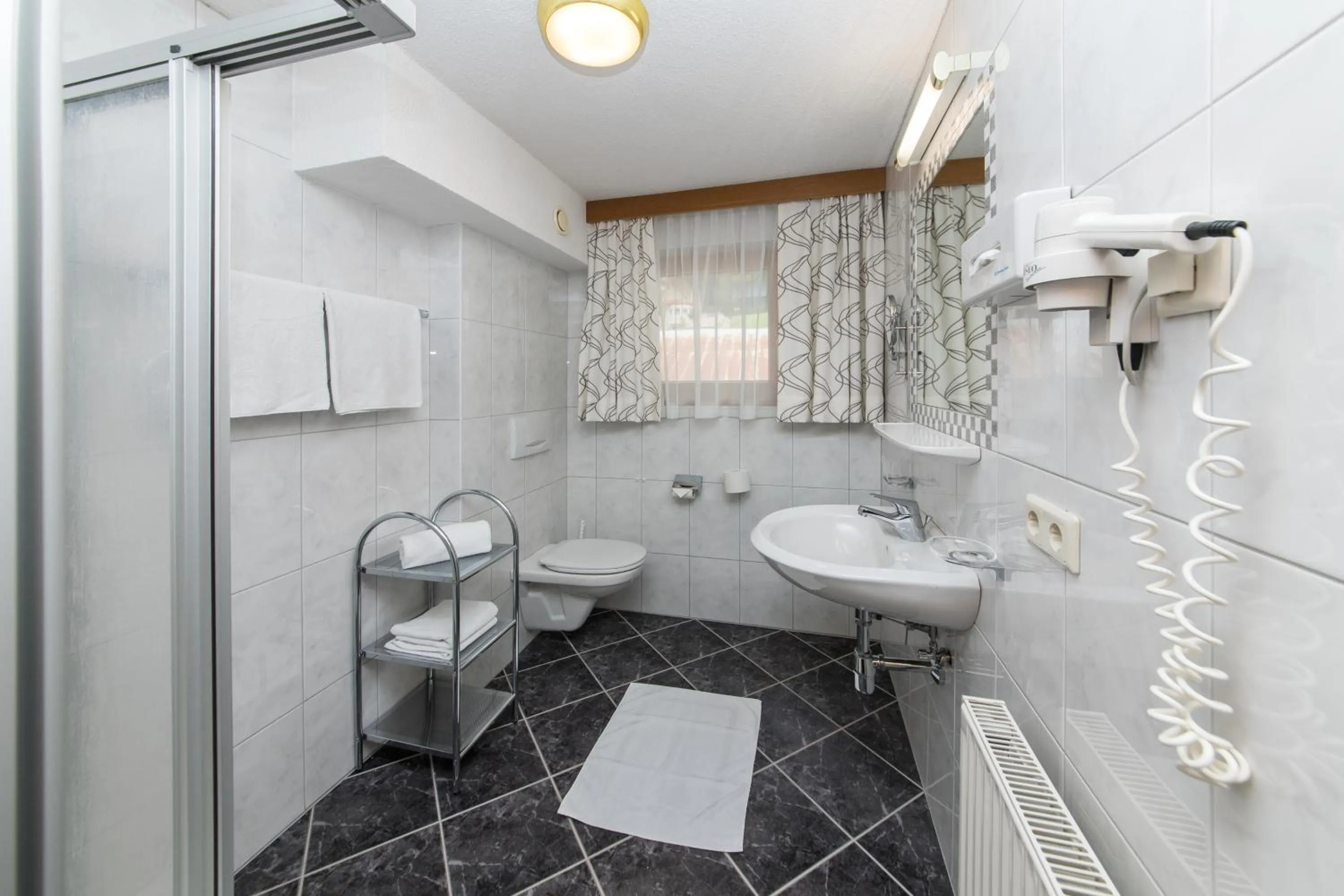 Toilet in Hotel Idhof