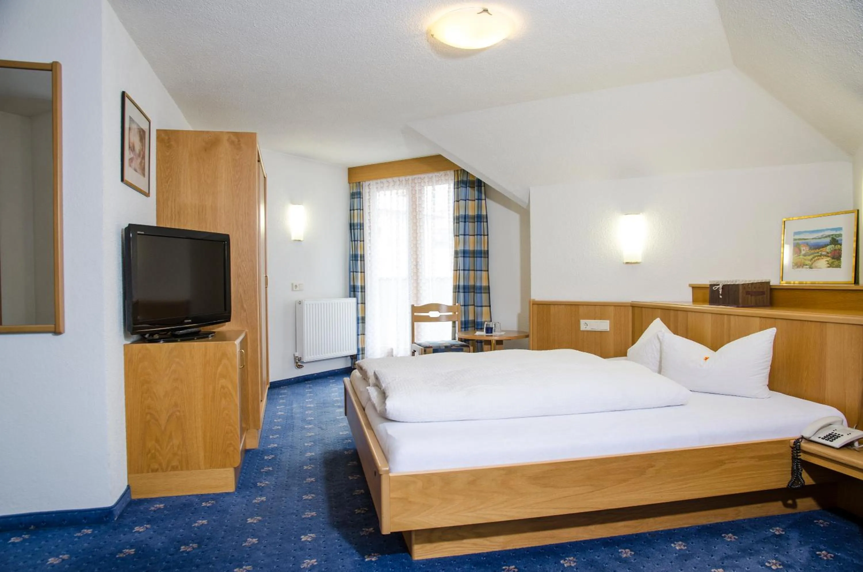 Photo of the whole room, Bed in Hotel Idhof