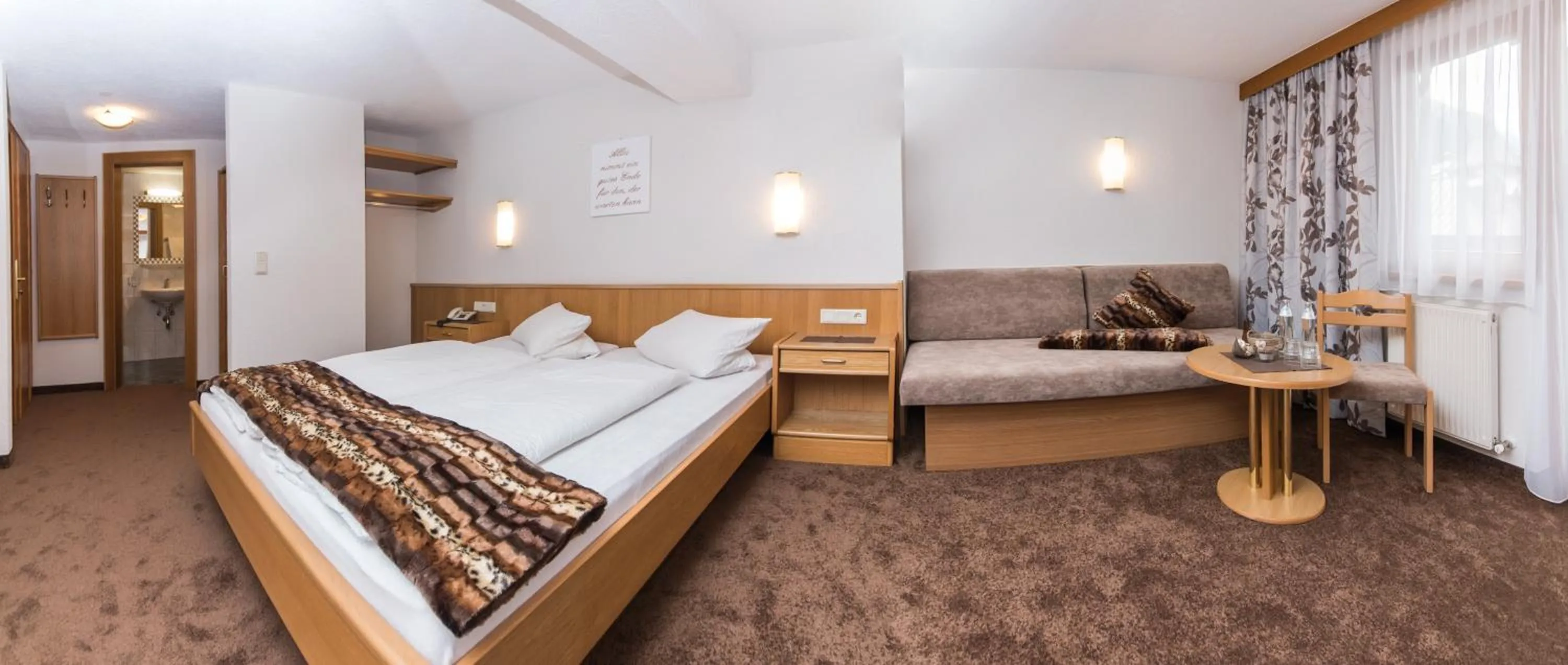 Photo of the whole room, Bed in Hotel Idhof