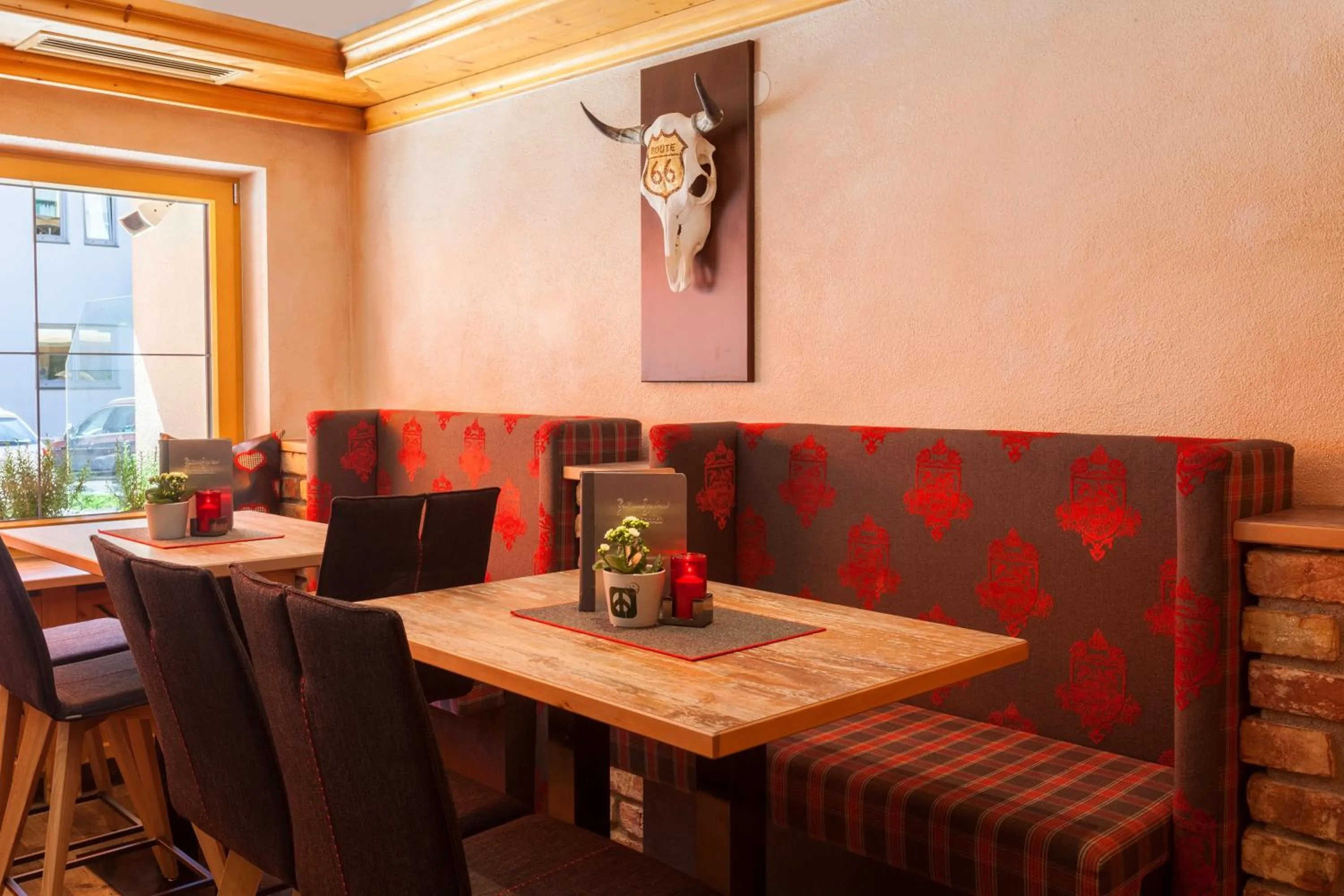 Restaurant/places to eat in Alpenresidenz Ballunspitze - Kinderhotel