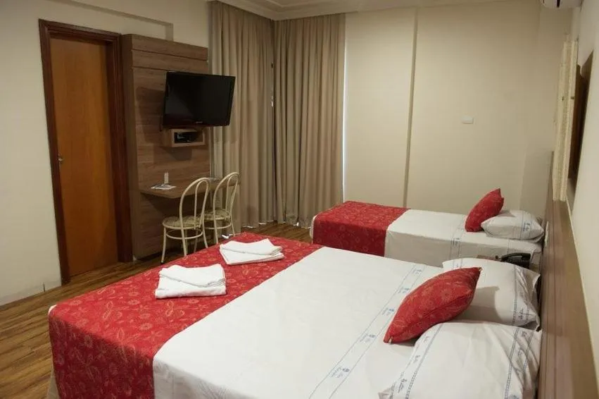 Bedroom, Bed in Hotel Metropolitan