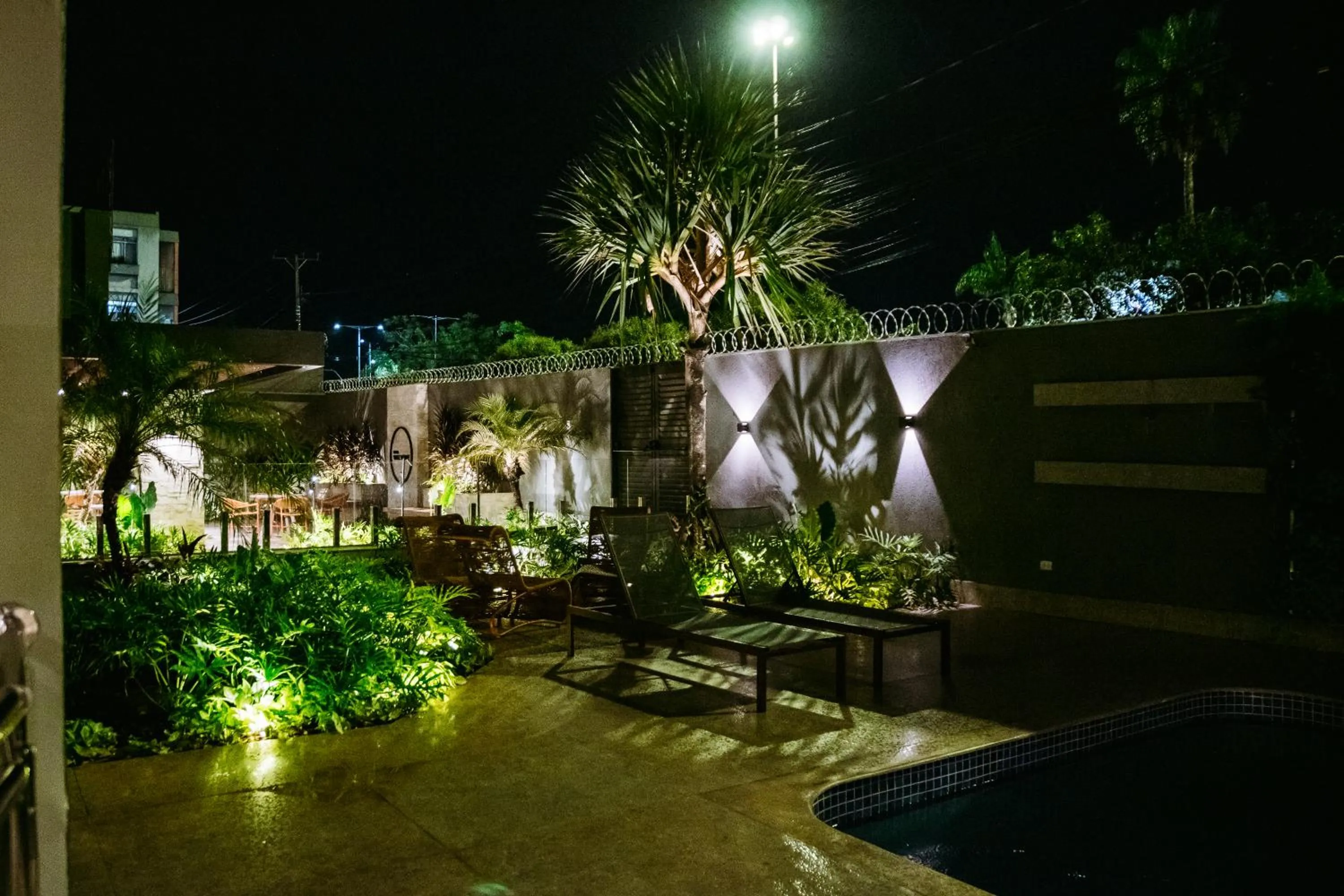 Night in Hotel Vale Verde