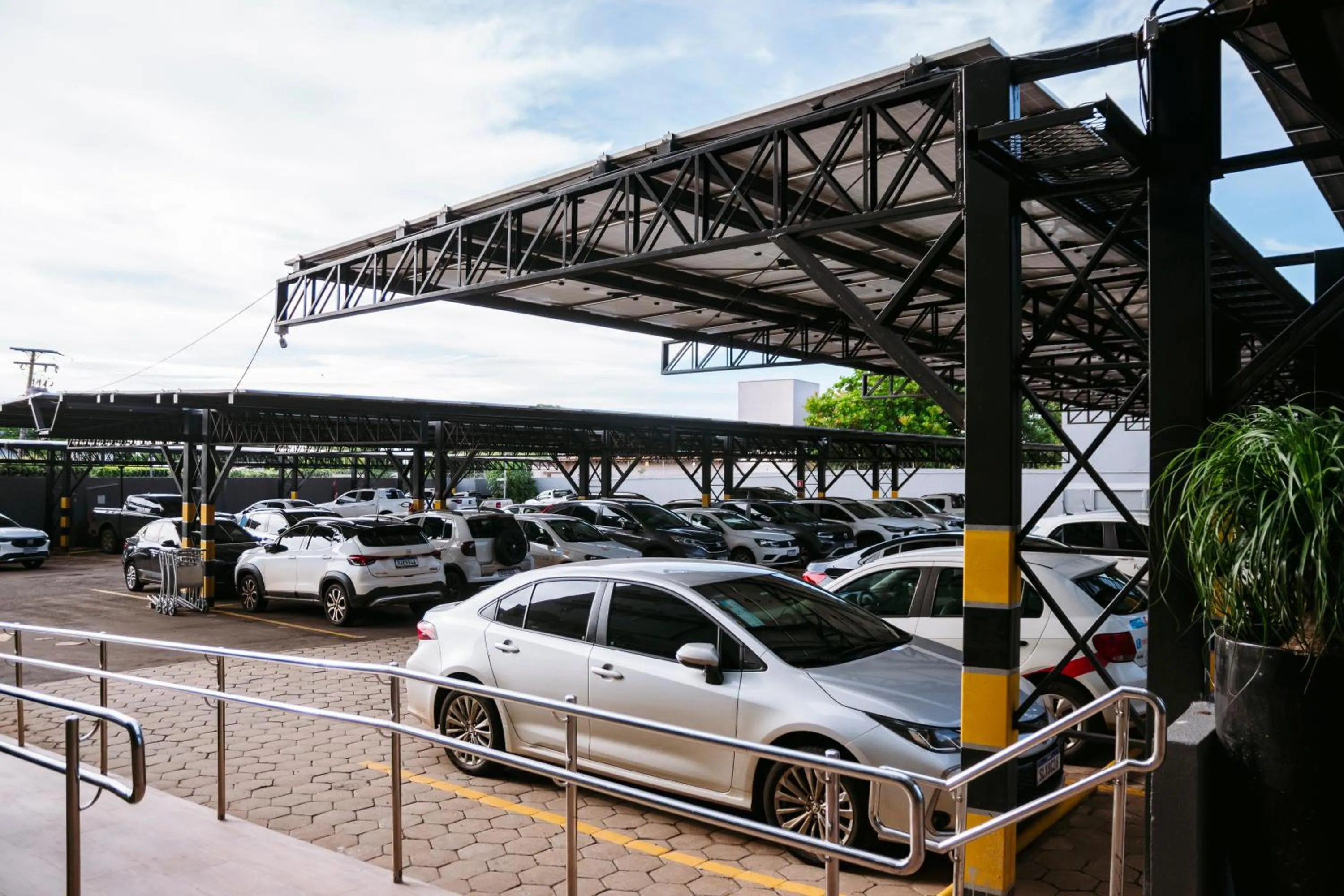 Parking in Hotel Vale Verde