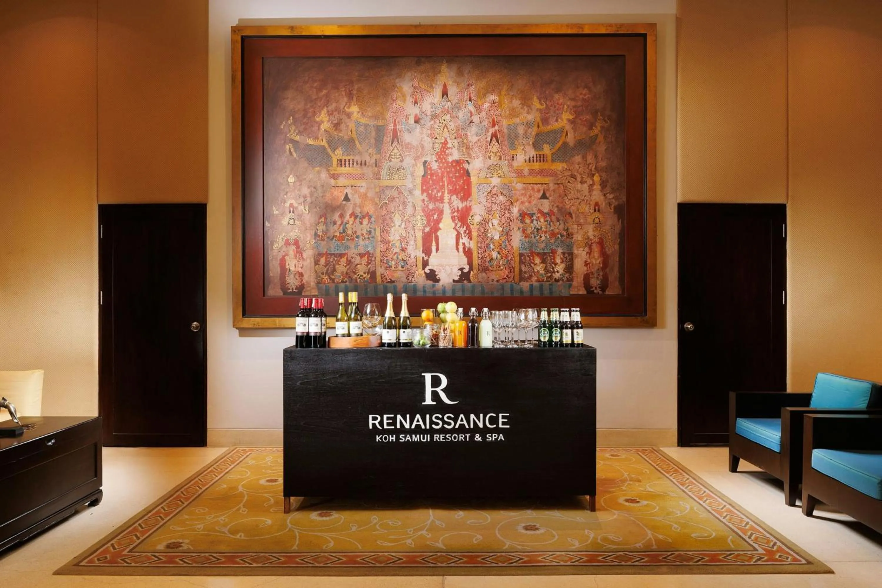 Lounge or bar in Renaissance Koh Samui Resort & Spa