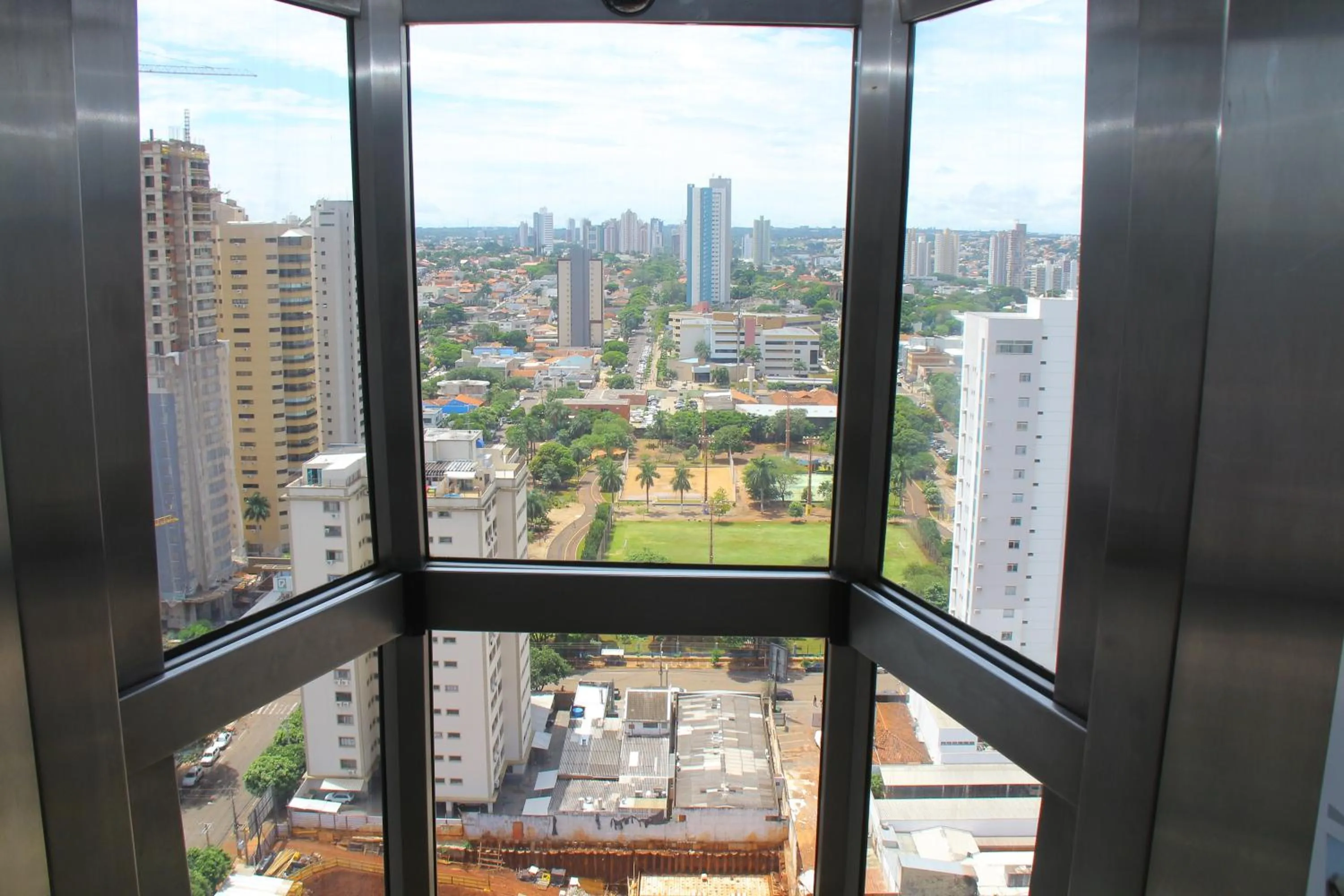 Day in Bahamas Duplex by WS