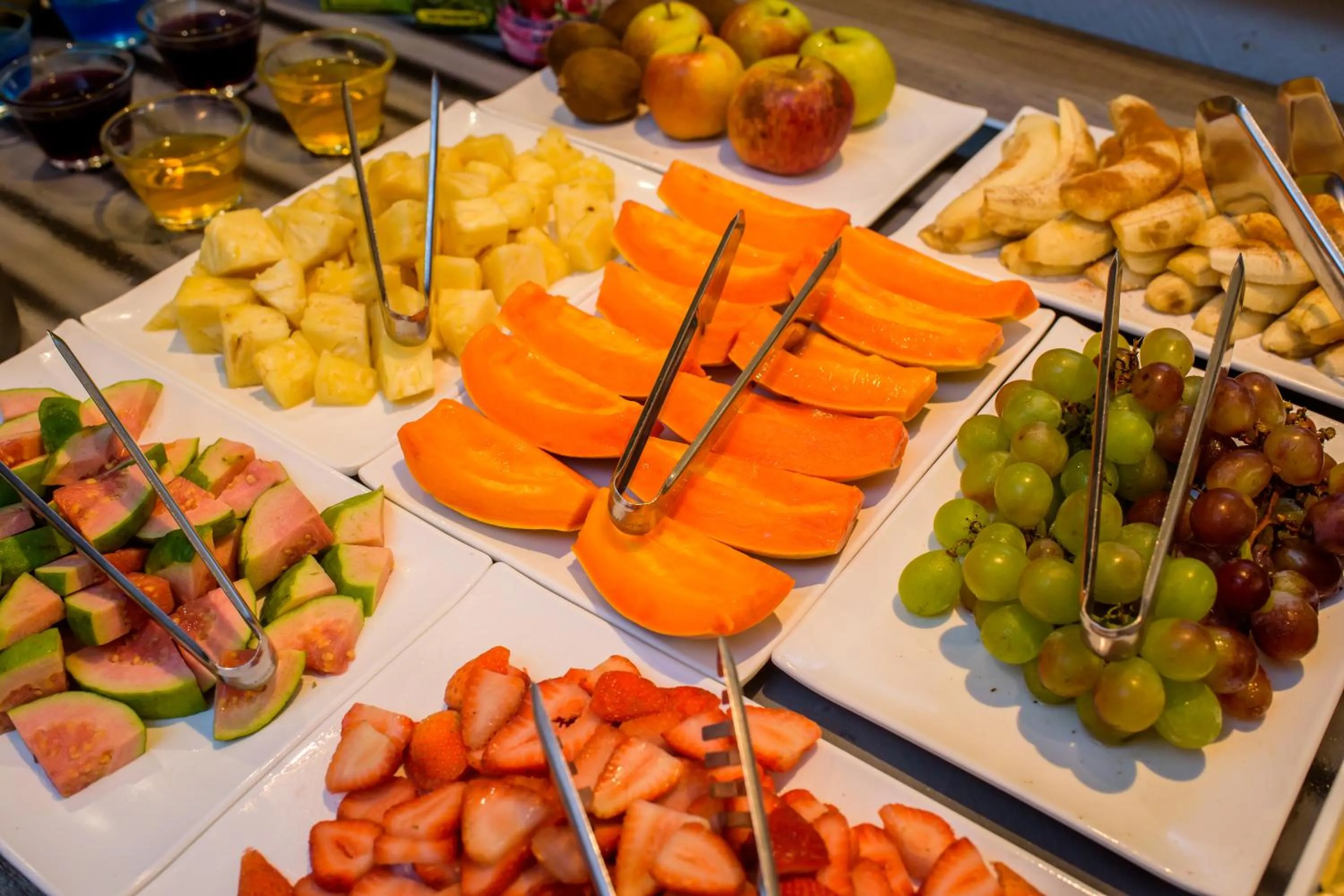 Breakfast in Bahamas Duplex by WS