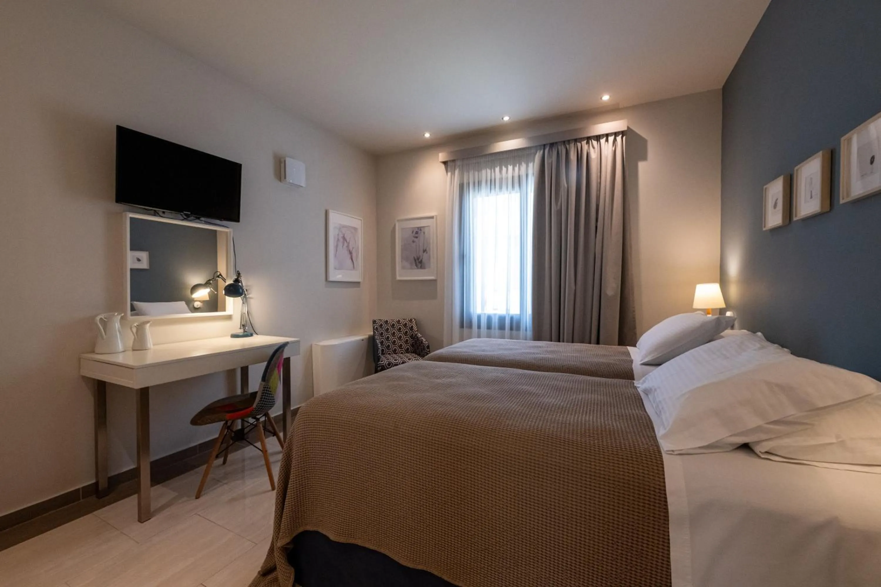 Bedroom, Bed in The Mansion - Kalamata Mediterranean Villas