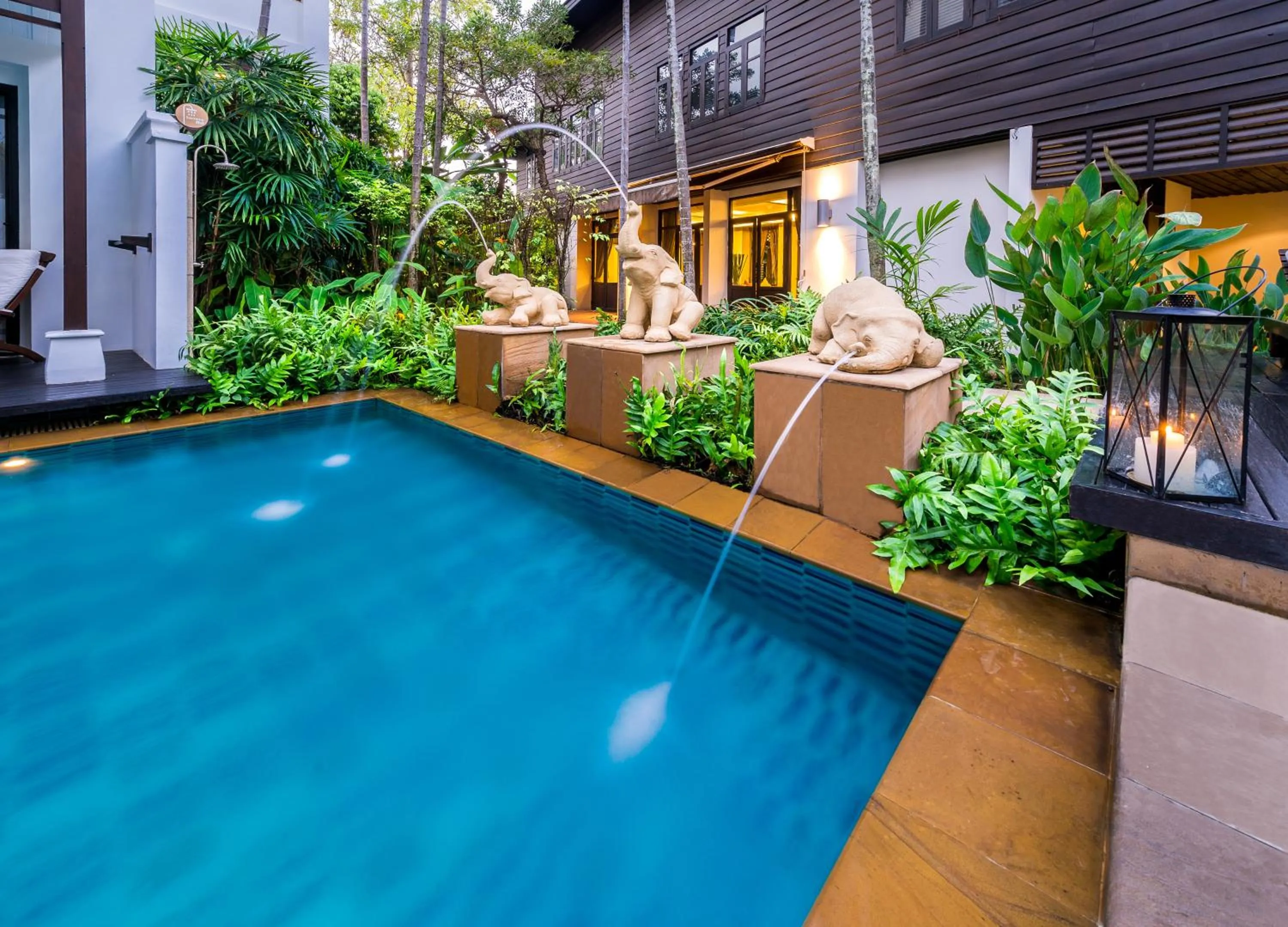 Swimming pool in Rarin Jinda Wellness Spa Resort