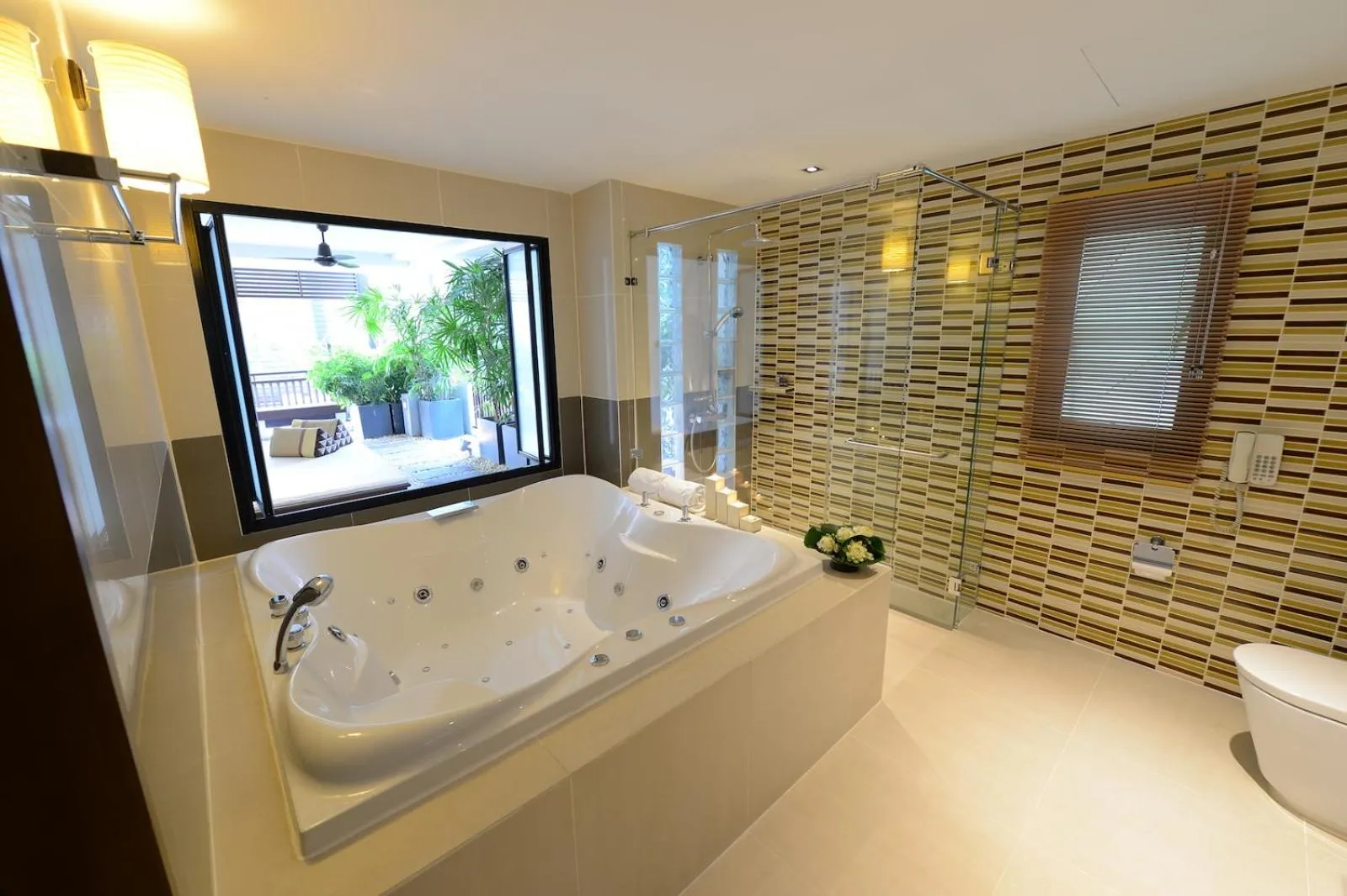 Bathroom in Rarin Jinda Wellness Spa Resort