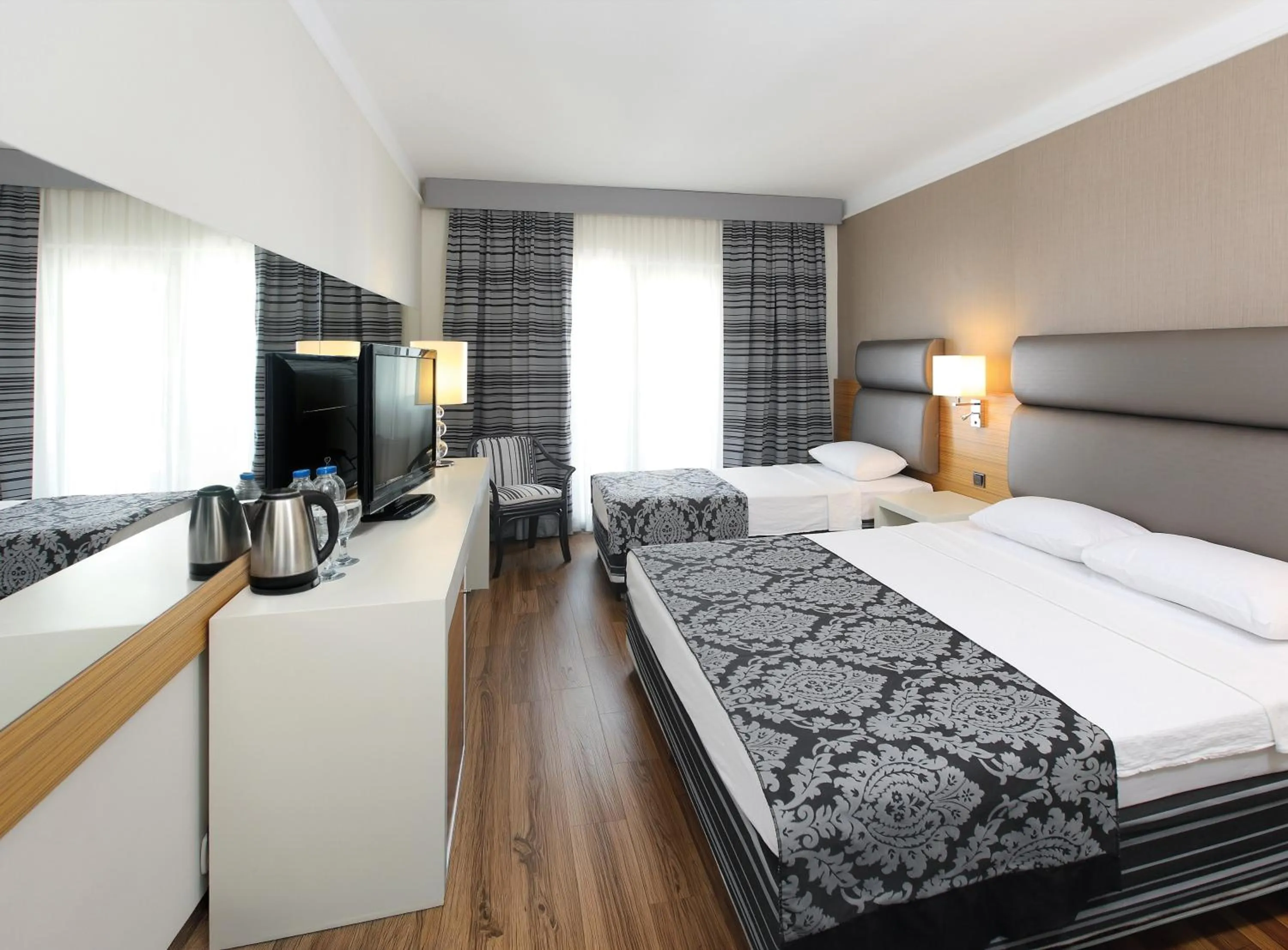 Photo of the whole room, Bed in Cettia Beach Resort