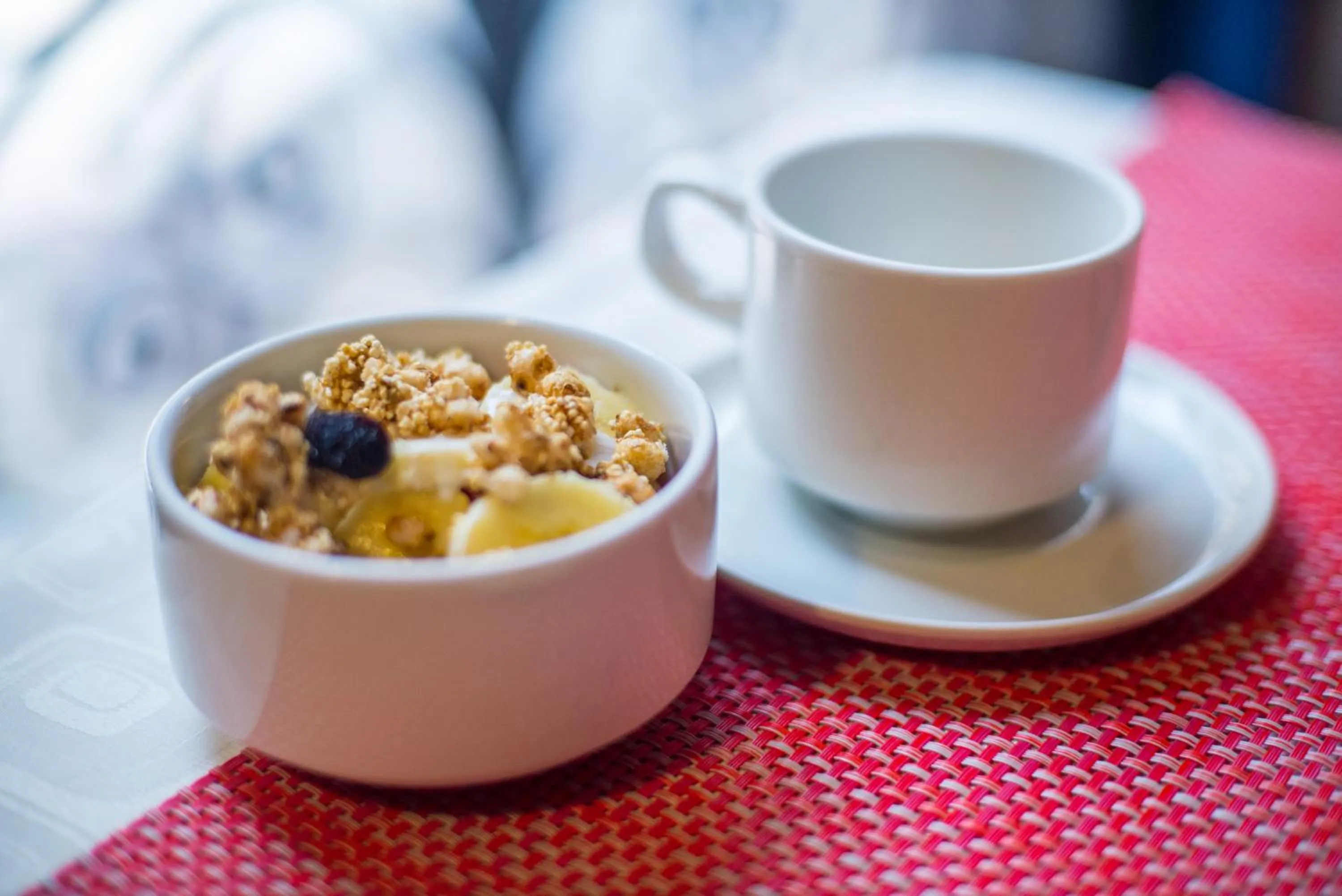 Food and drinks in Amaru Colonial