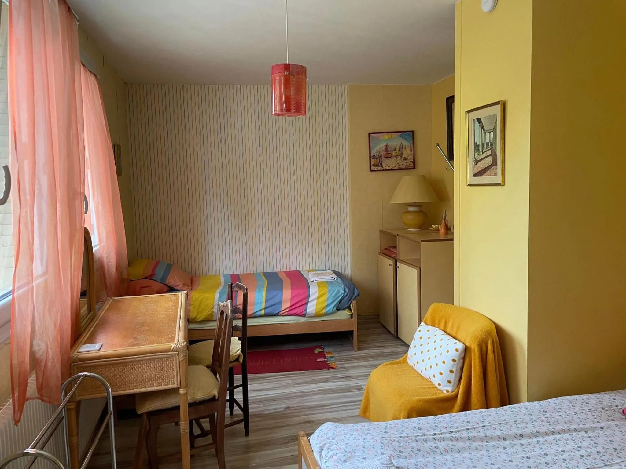 Triple Room with Shared Bathroom in Maison Saint Louis