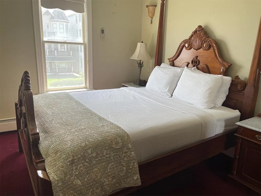 Double Room with Sea View in Laingdon Hotel